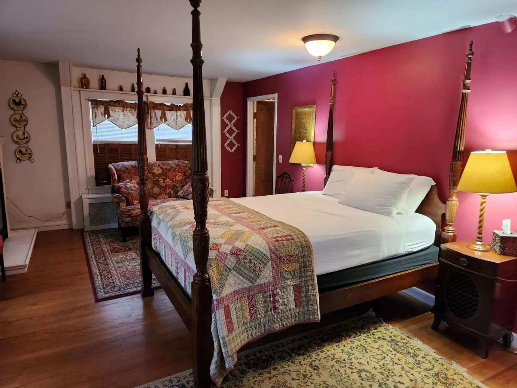 Property building, Bed in Arlington Inn & Spa