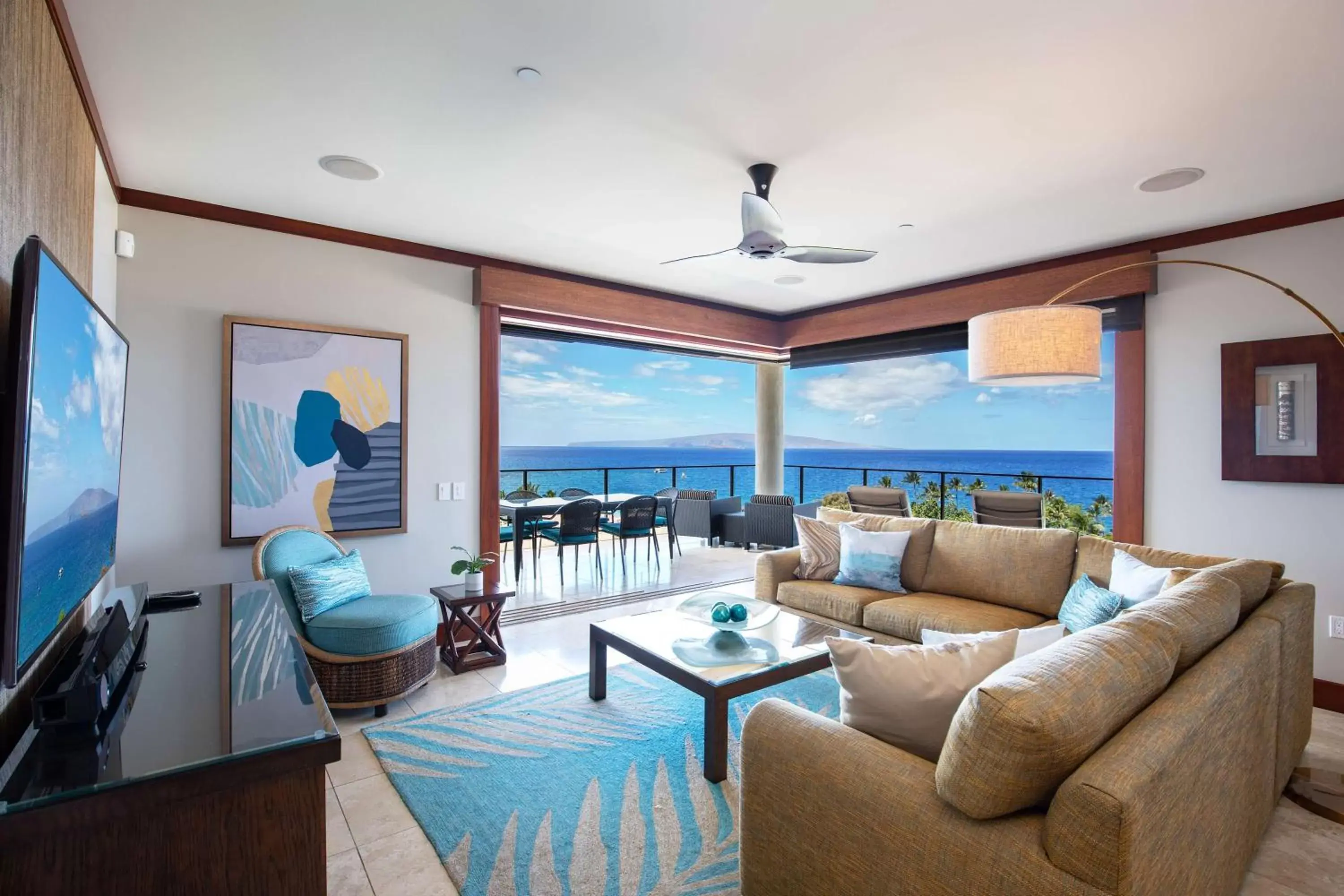 Photo of the whole room, Seating Area in Wailea Beach Villas, a Destination by Hyatt Residence