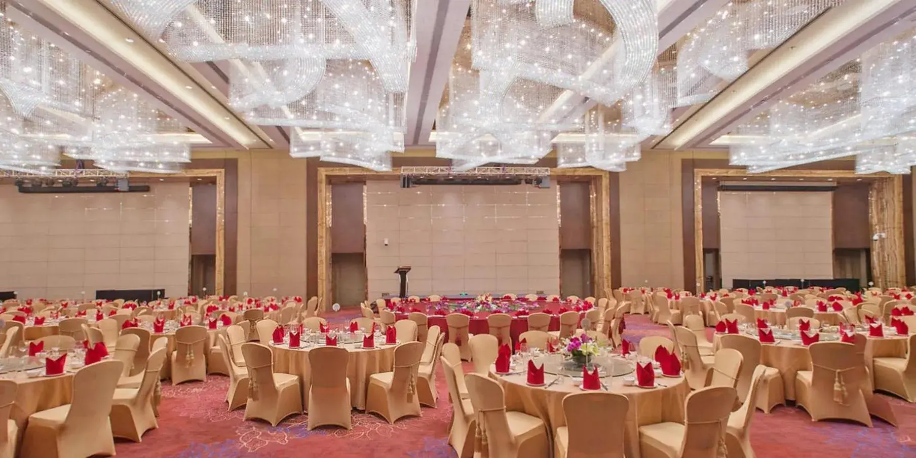 Banquet/Function facilities, Banquet Facilities in Crowne Plaza Shanghai Noah Square, an IHG Hotel