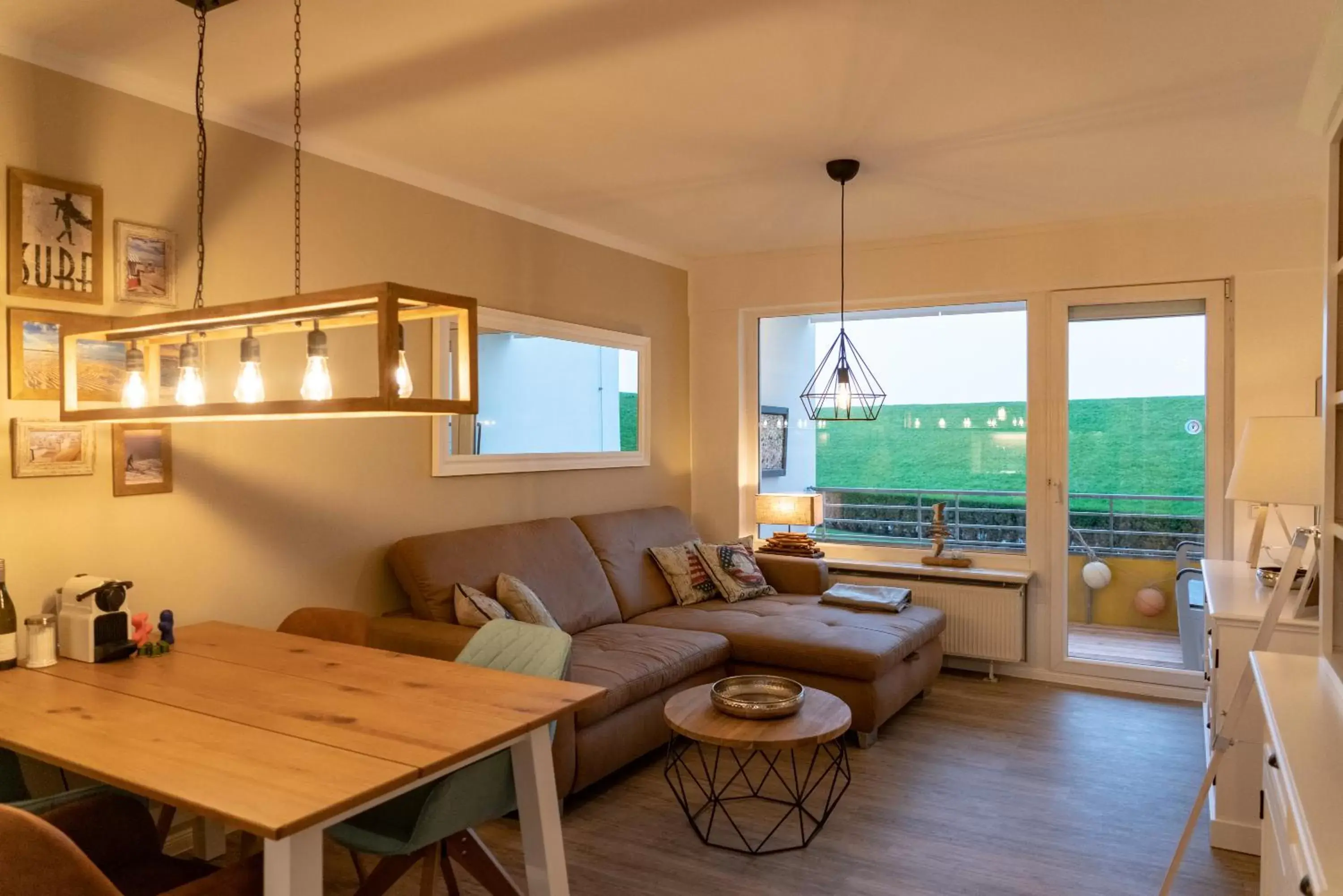 Balcony/Terrace, Seating Area in Hotel Stadt Cuxhaven