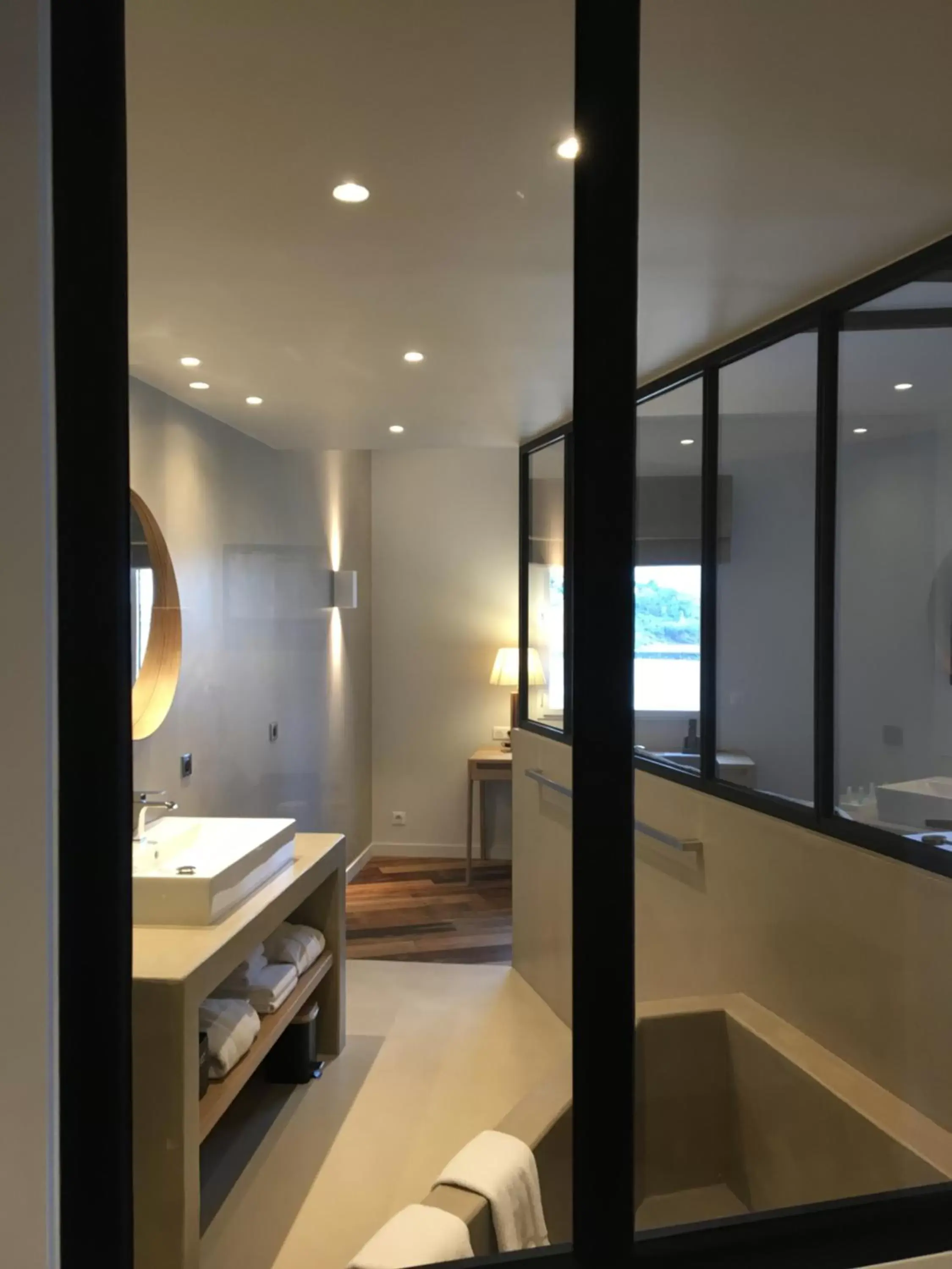 Bathroom in Hôtel de la Plage - Saint Jean de Luz