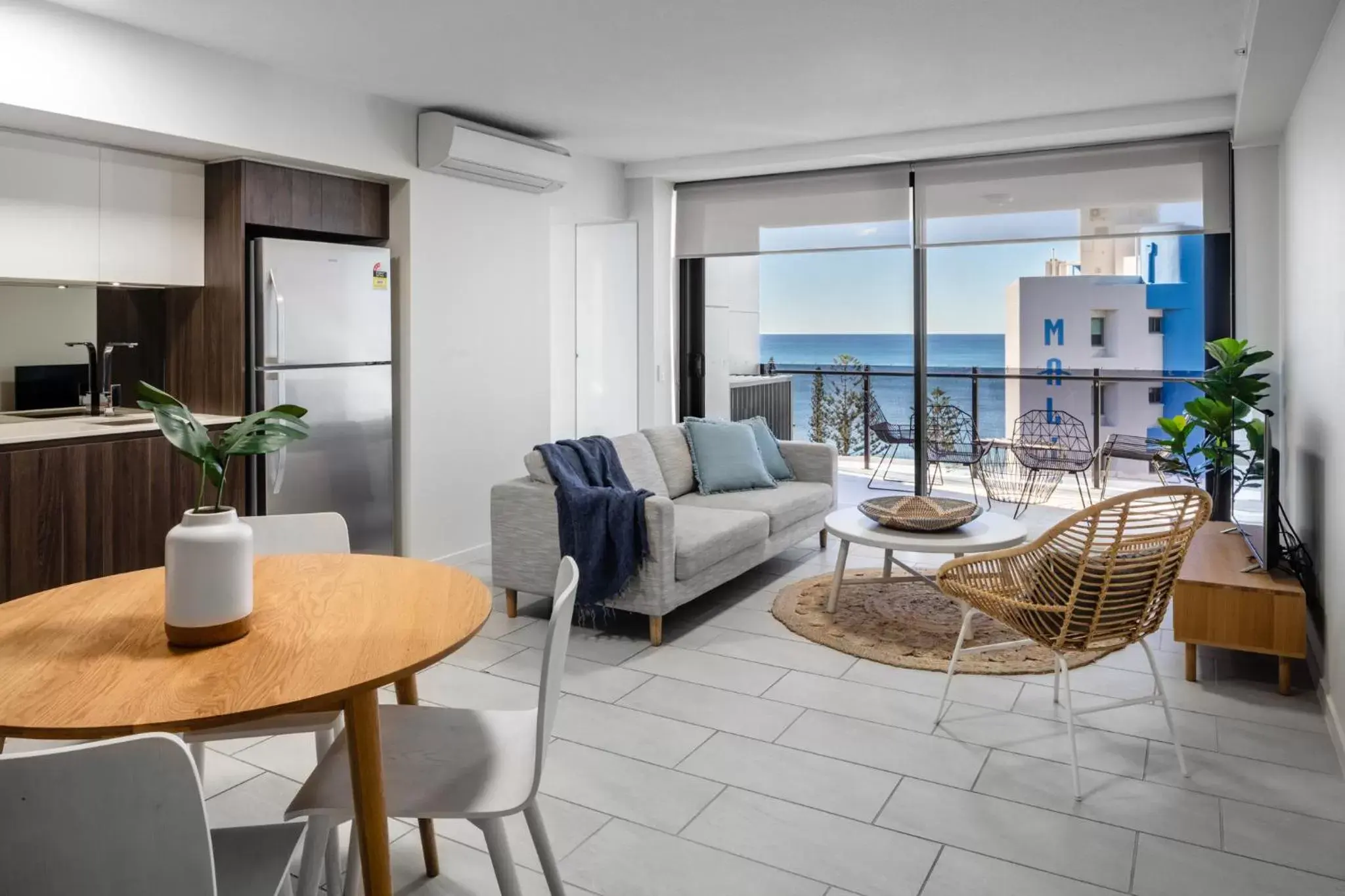 Living room, Seating Area in First Light Mooloolaba, Ascend Hotel Collection