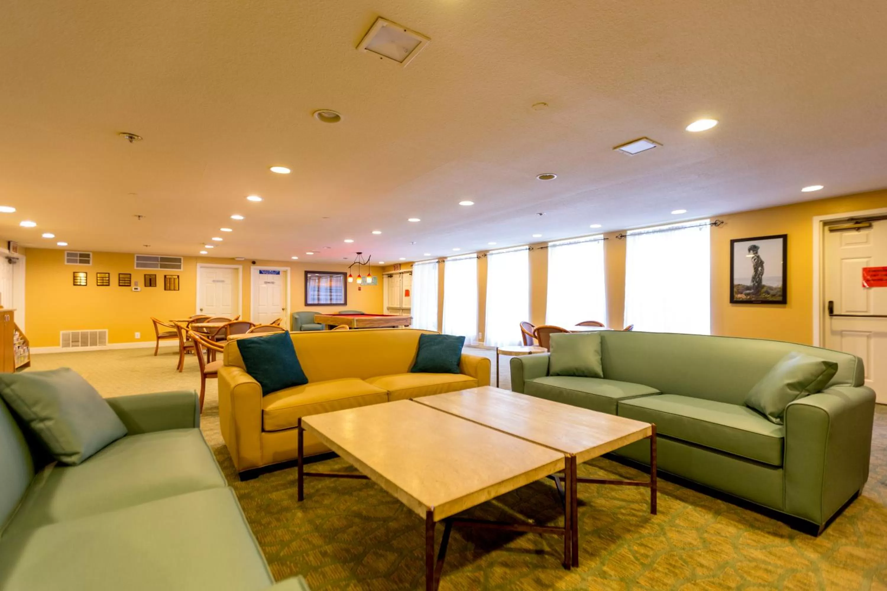 Lounge or bar in Capistrano SurfSide Inn