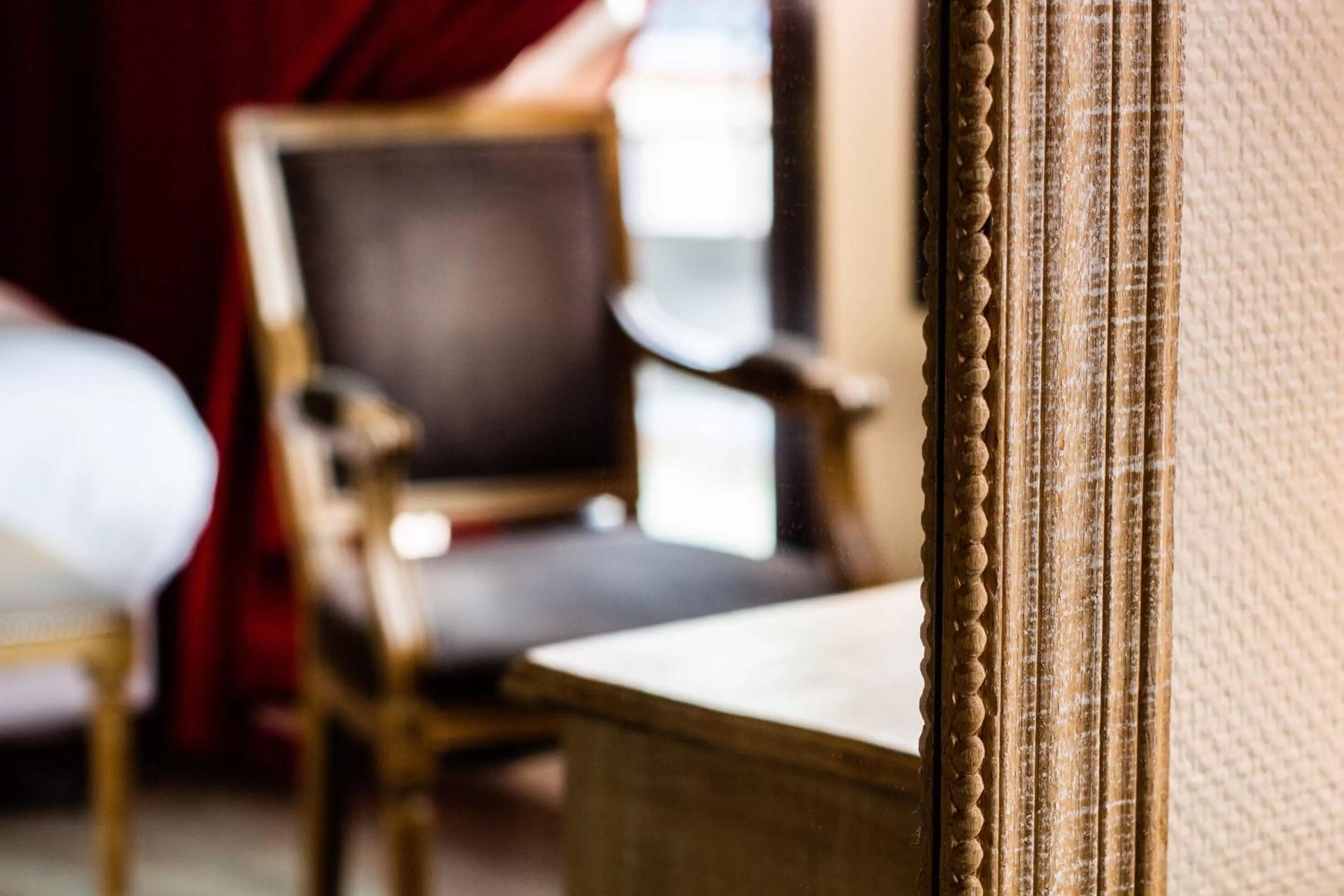 Decorative detail, Bed in Hôtel de France