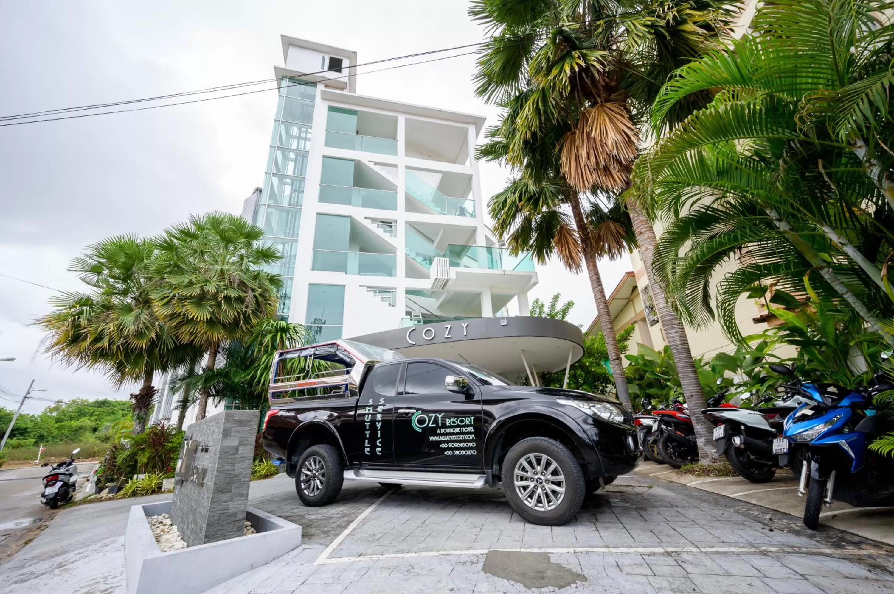 shuttle in Cozy Resort, A Boutique Hotel