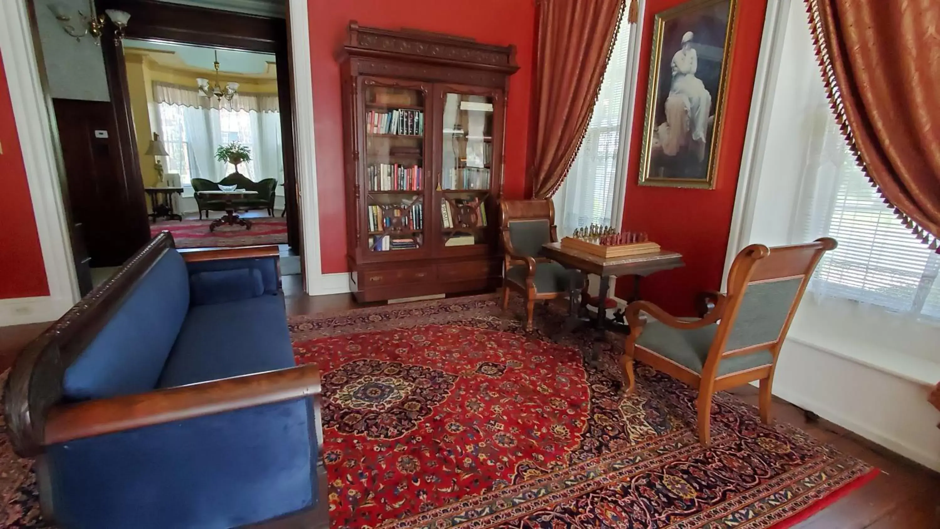 Library, Seating Area in Gifford-Risley House Bed and Breakfast