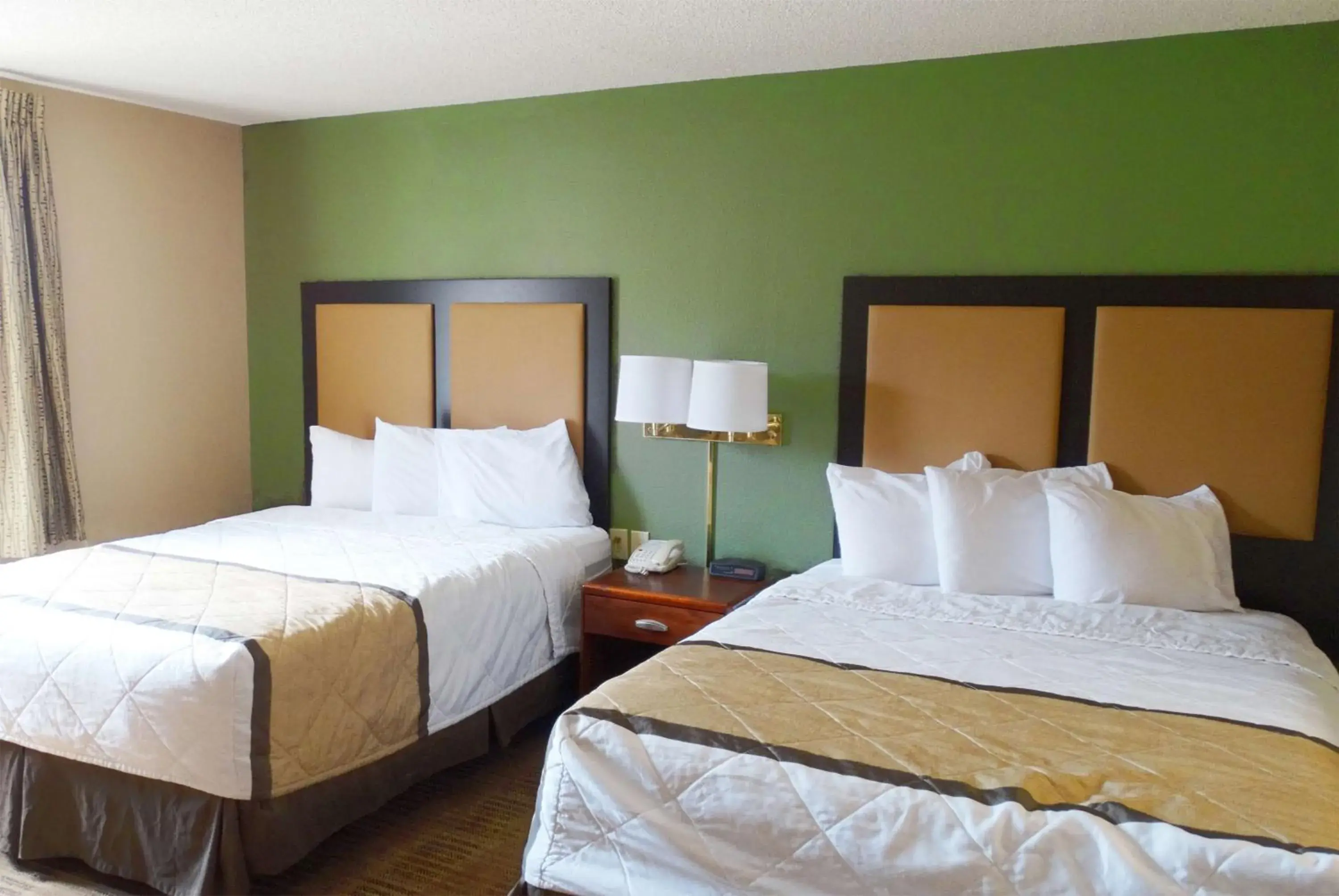 Bedroom, Bed in Extended Stay America Suites - Boca Raton - Commerce