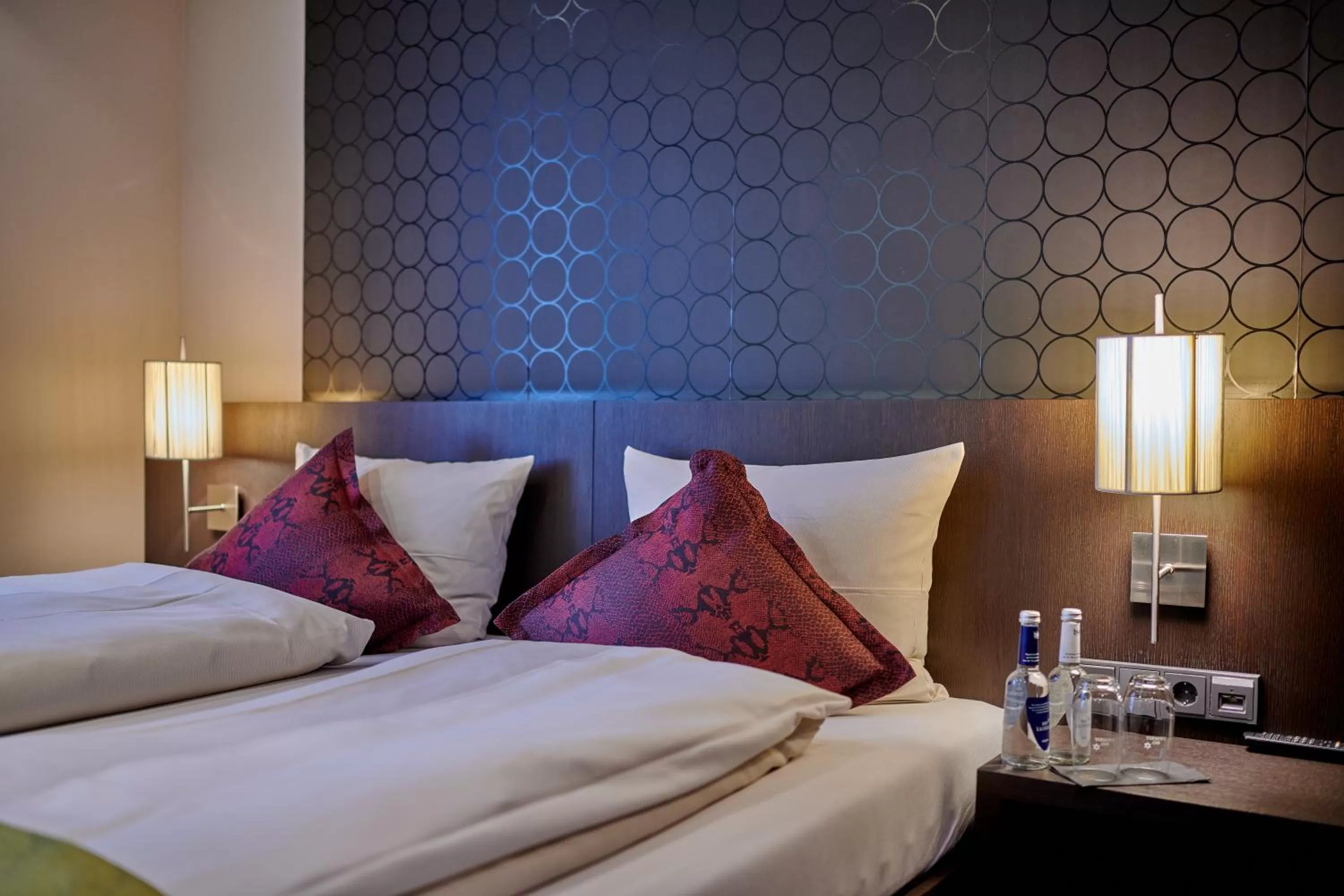 Bed in Genusshotel Wenisch