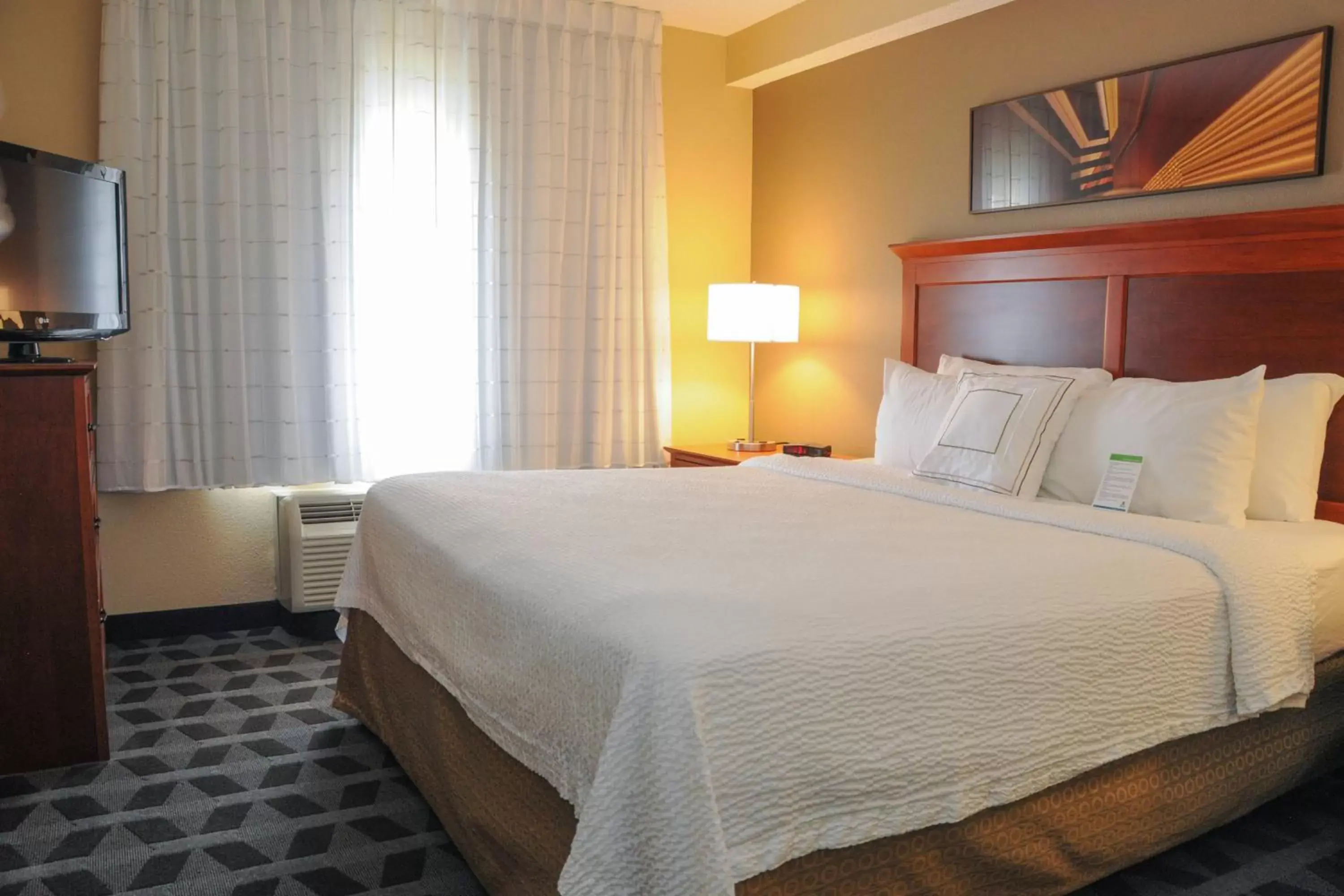 Bedroom, Bed in TownePlace Suites by Marriott Colorado Springs South