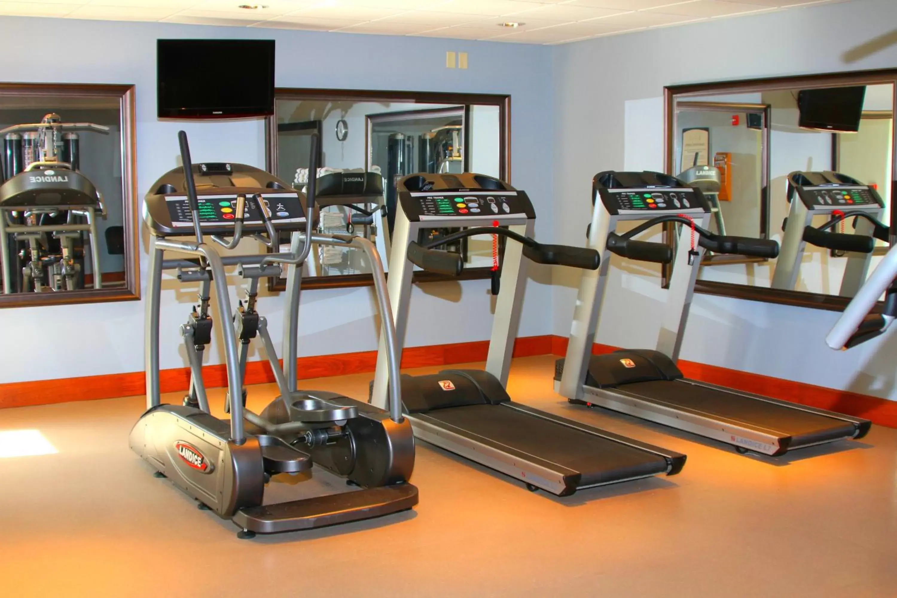 Fitness centre/facilities, Fitness Center/Facilities in Staybridge Suites Syracuse Liverpool, an IHG Hotel