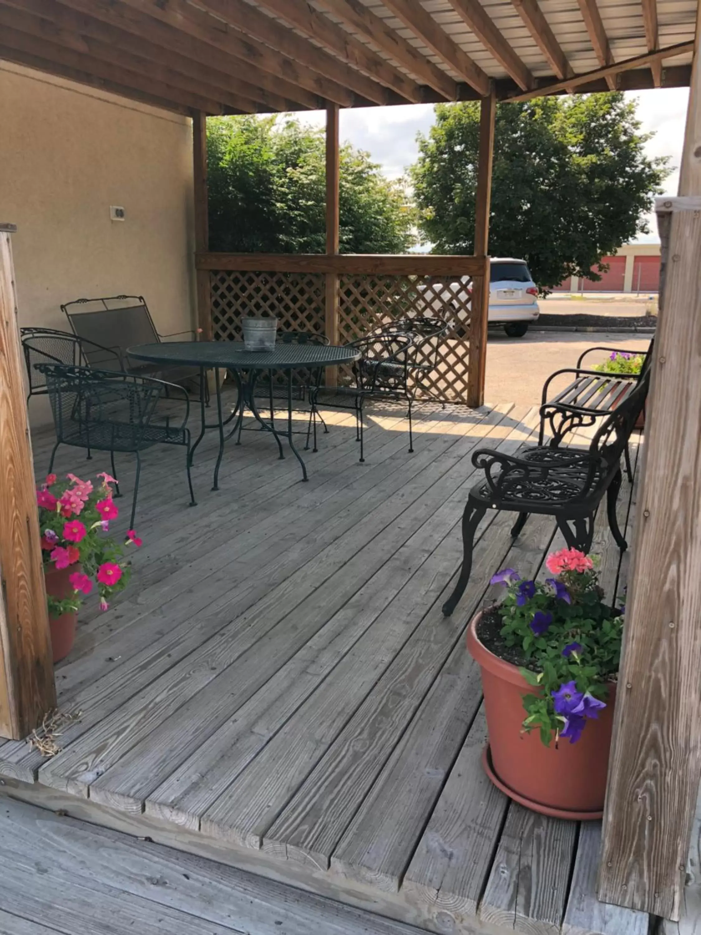 Patio in Super 8 by Wyndham North Platte