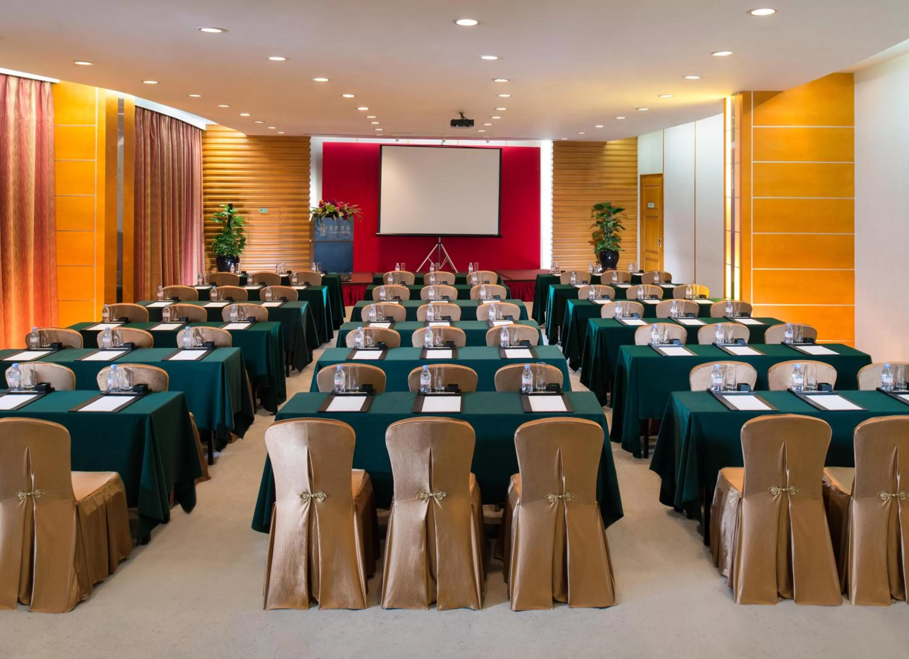 Business facilities in Shenzhen Sunshine Hotel, Luohu