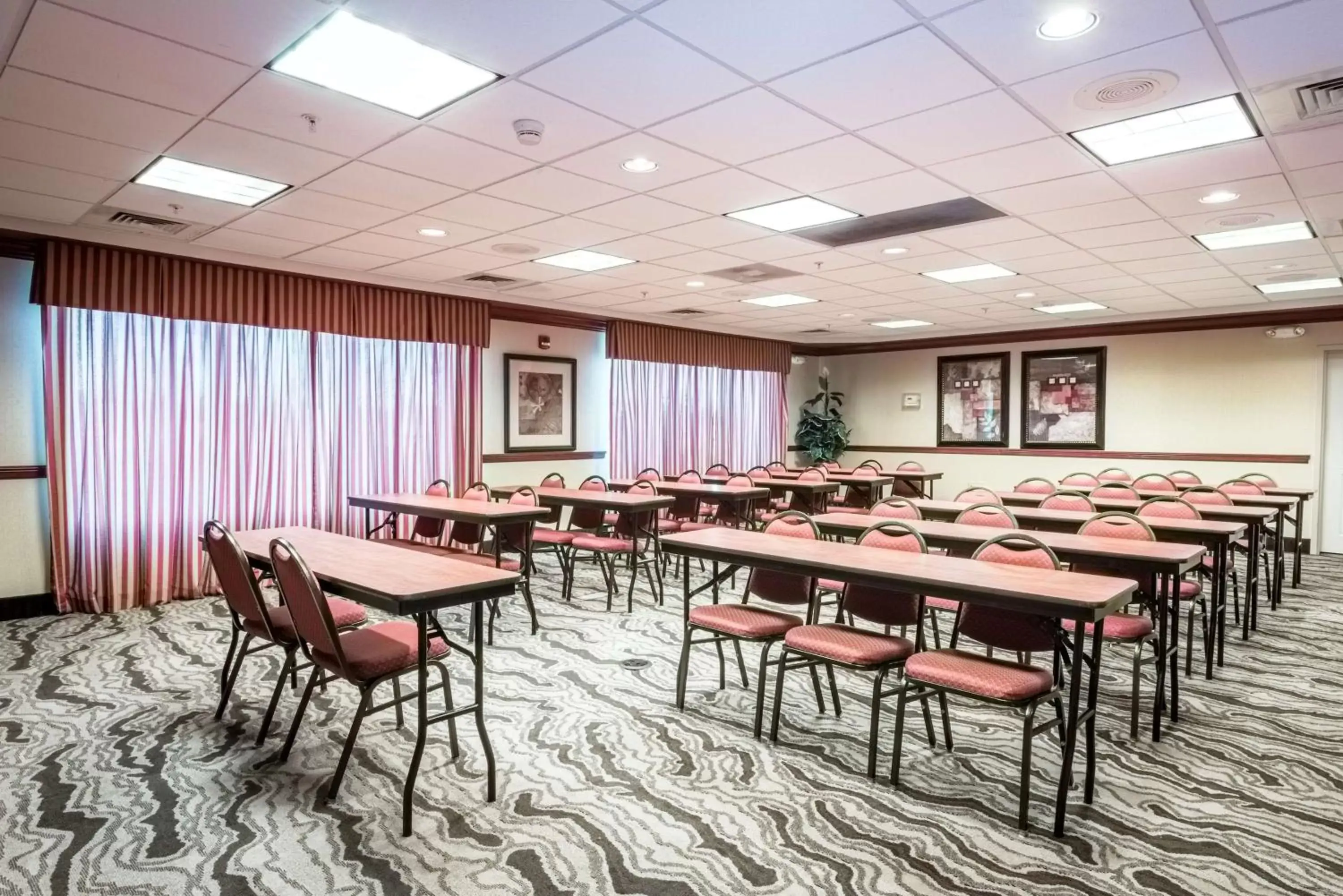 Meeting/conference room in Hampton Inn Montgomery-South-Airport