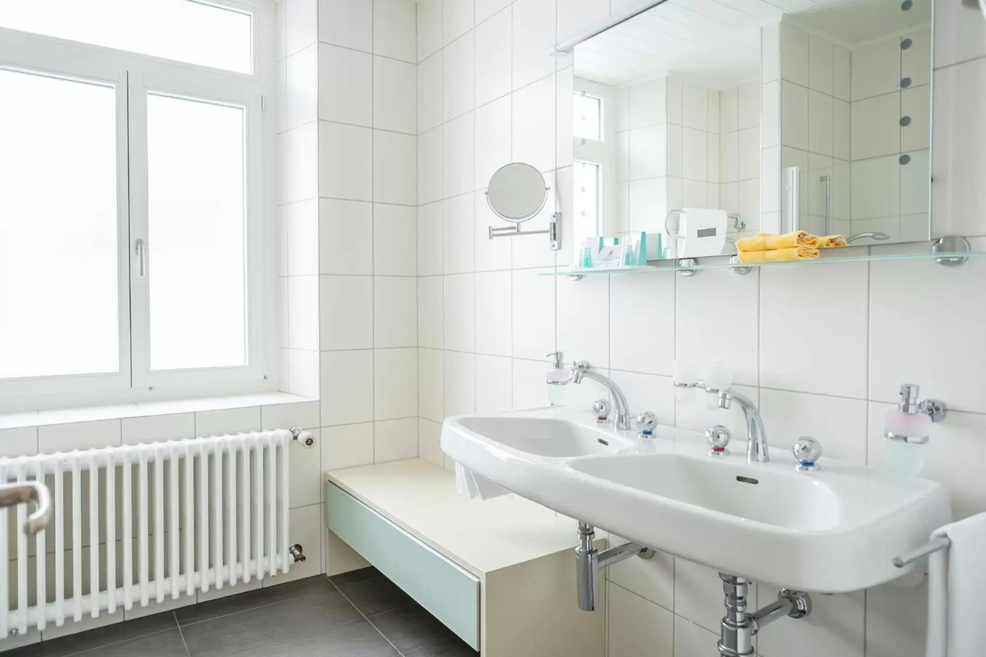 Bathroom in Hotel Europe