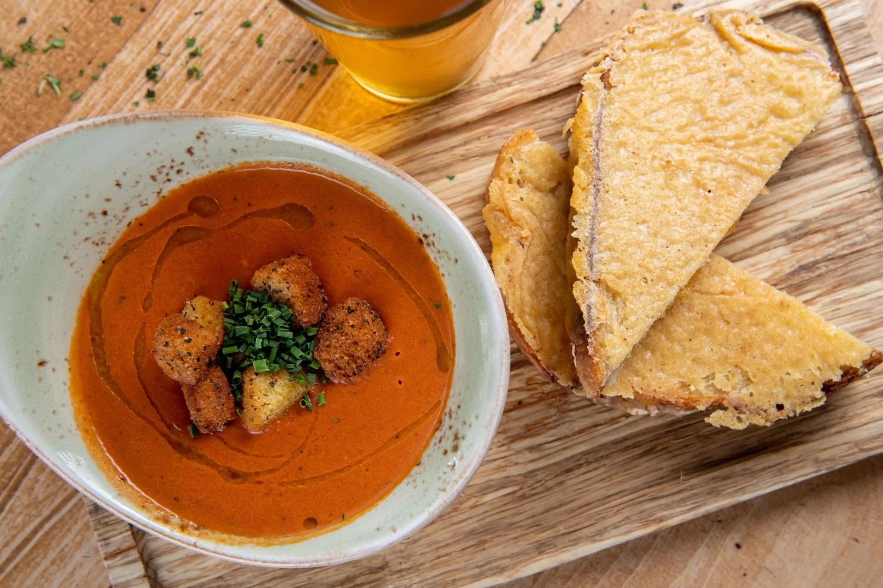 Restaurant/places to eat in The Hi-Lo, Autograph Collection