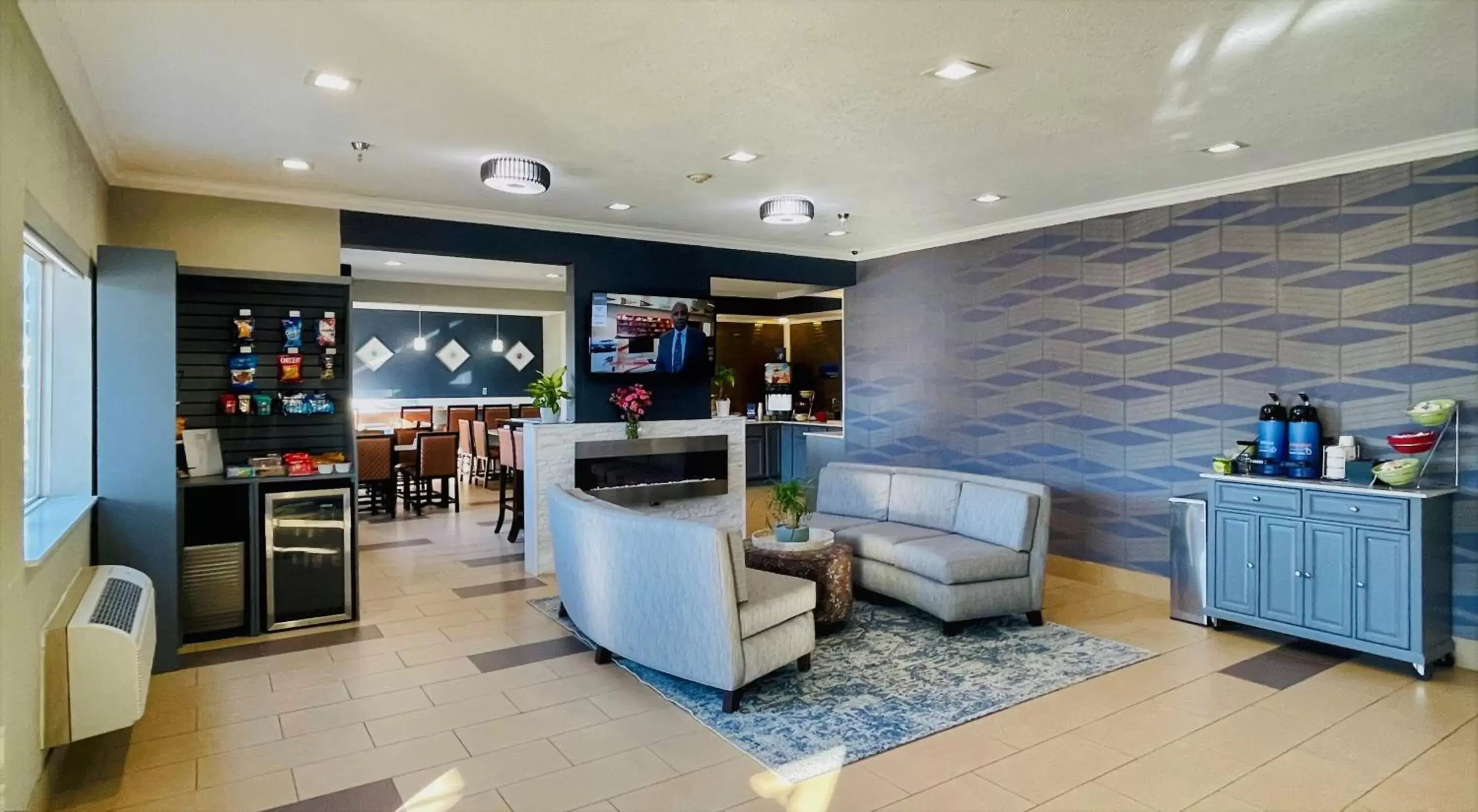 Breakfast, Lobby/Reception in Best Western Kokomo Hotel