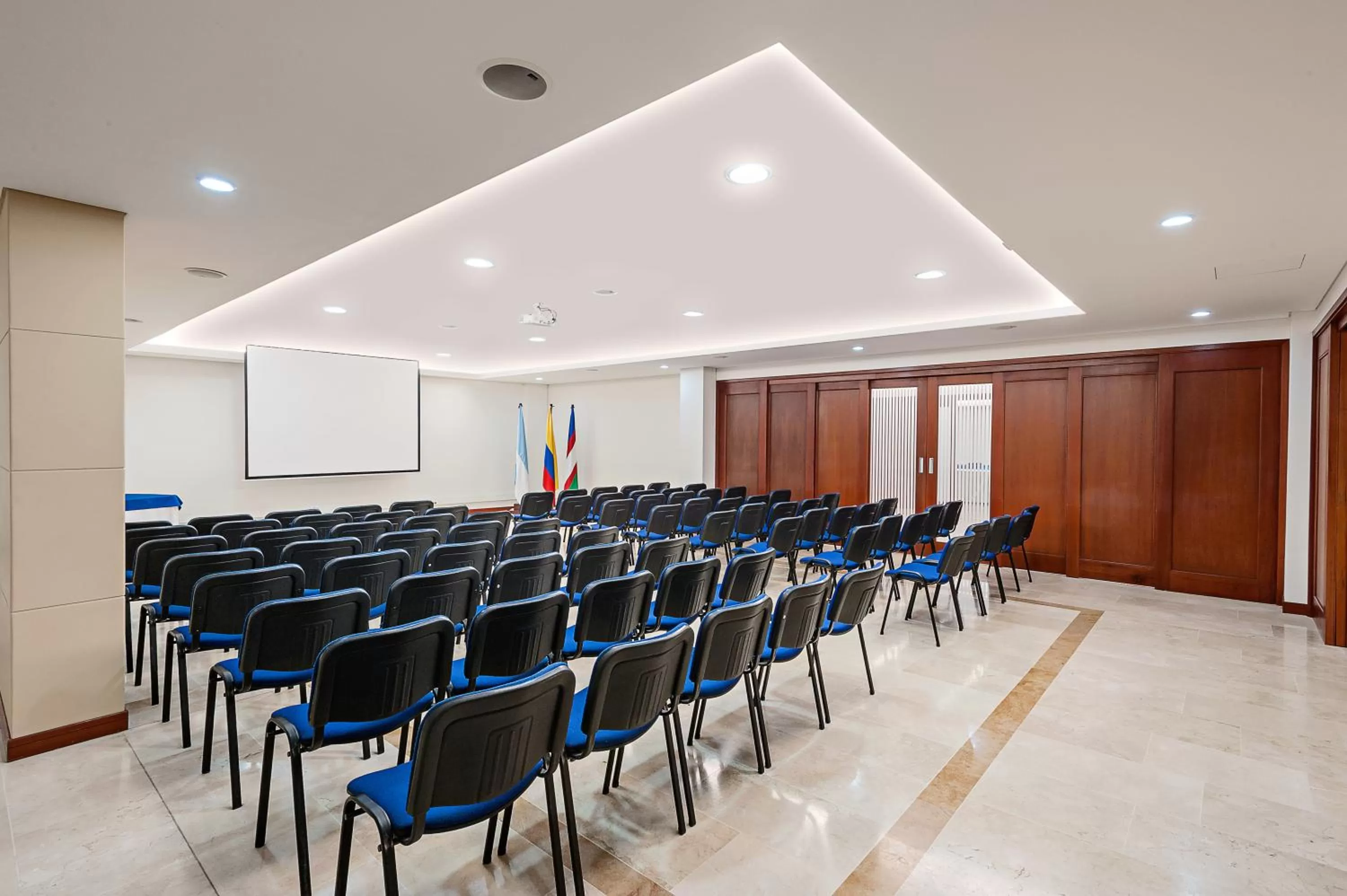 Seating area in Hotel Obelisco