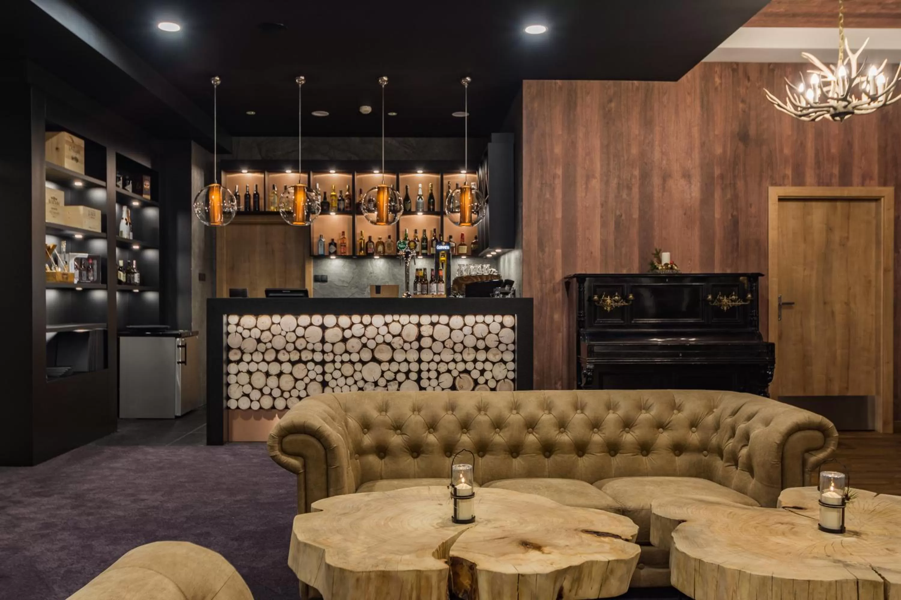 Lounge or bar in Szczawnica Park Resort & Spa