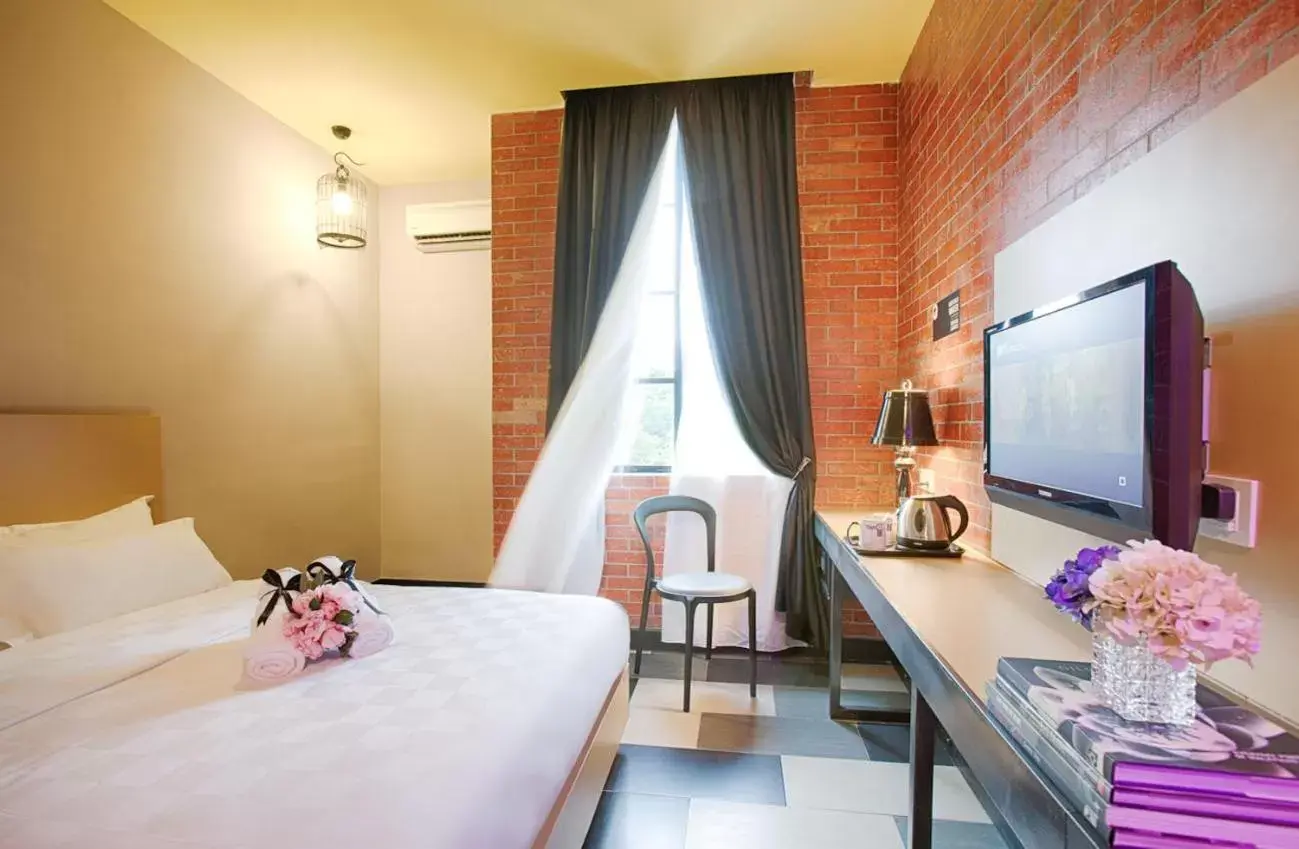 Photo of the whole room, Bed in the youniQ Hotel, Kuala Lumpur International Airport Photo of the whole room, Bed in the youniQ Hotel, Kuala Lumpur International Airport