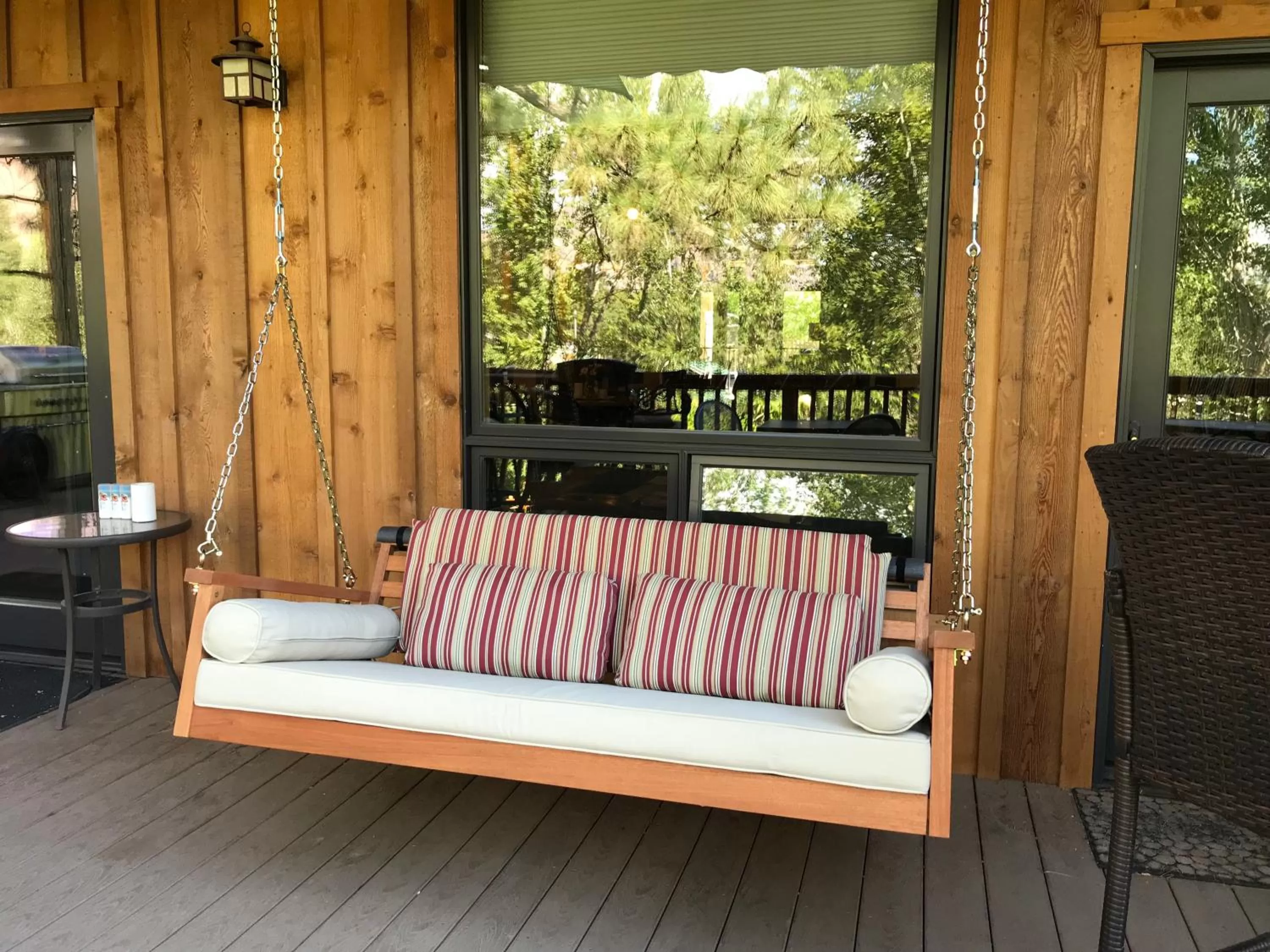 Balcony/Terrace, Seating Area in Twisp River Suites