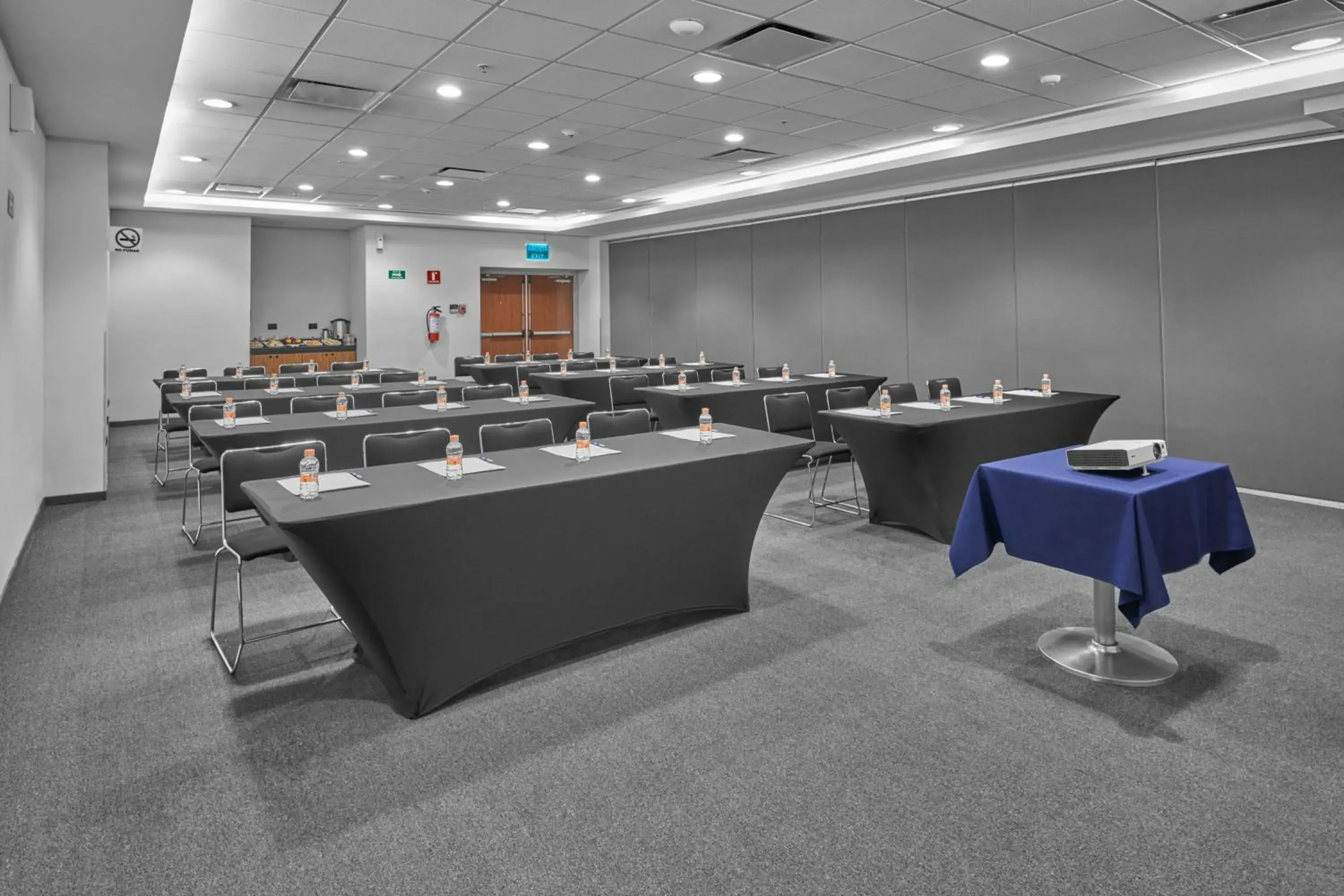 Meeting/conference room in City Express by Marriott Irapuato Norte