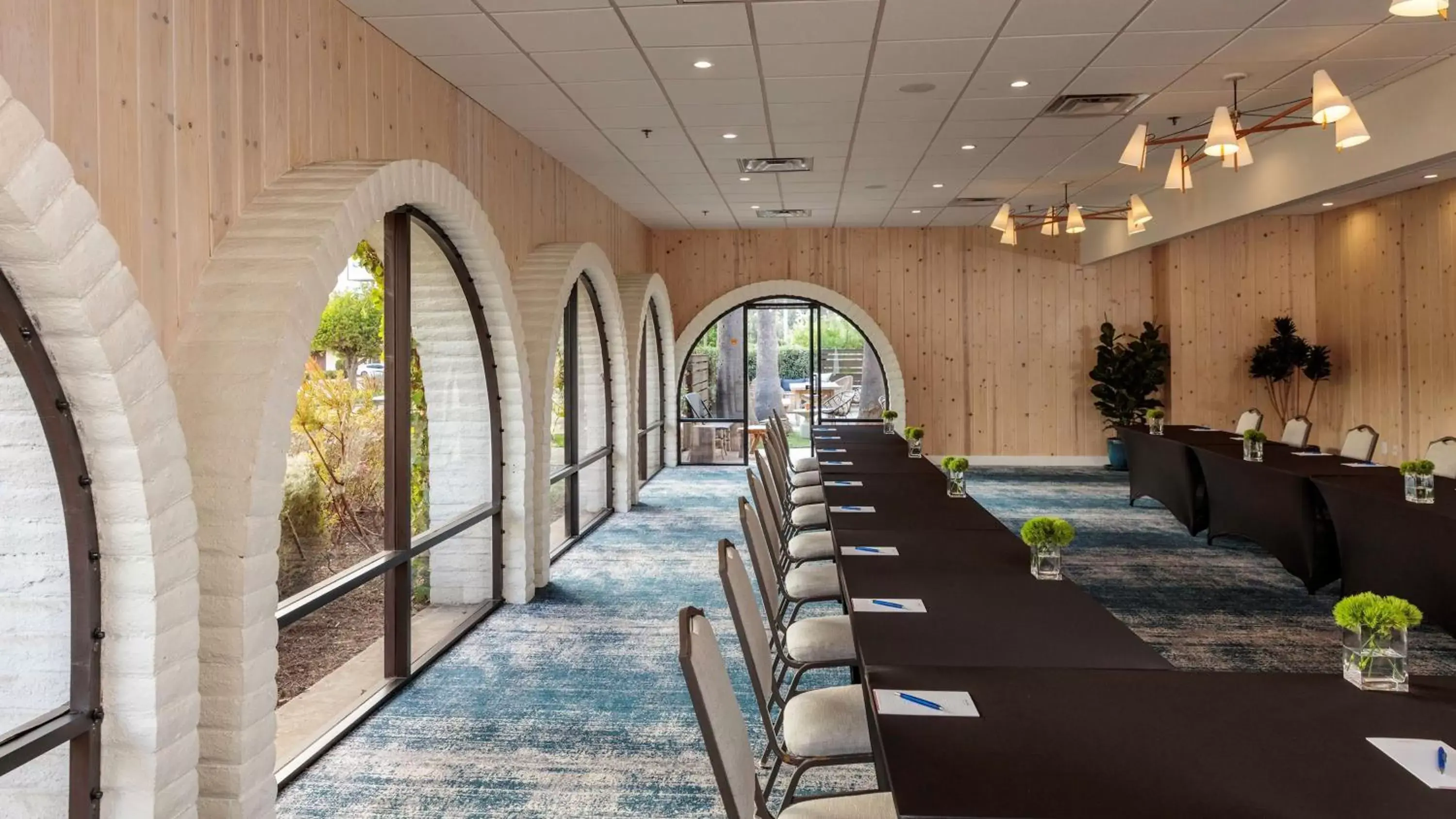 Meeting/conference room in The Leta Santa Barbara Goleta, Tapestry Collection by Hilton