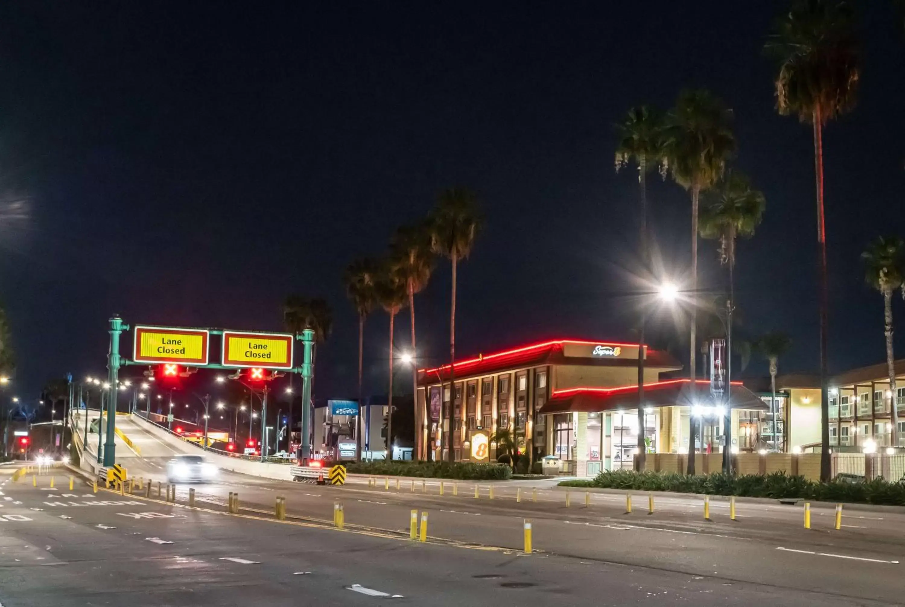 Property Building in Super 8 by Wyndham Anaheim/Disneyland Drive