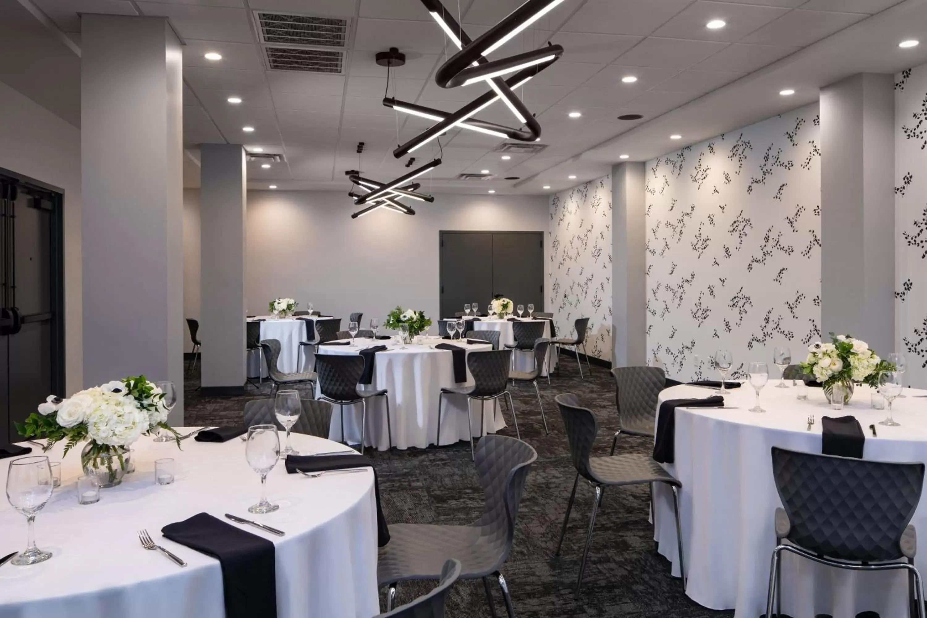 Banquet/Function facilities, Restaurant/Places to Eat in Hotel Indigo Chattanooga - Downtown, an IHG Hotel