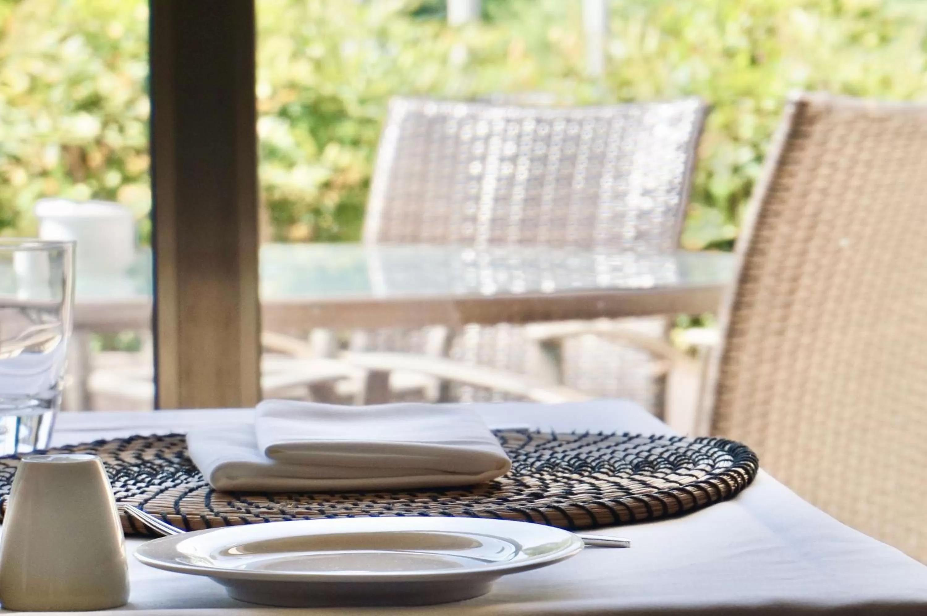 Restaurant/places to eat in Best Western Premier CMC Girona