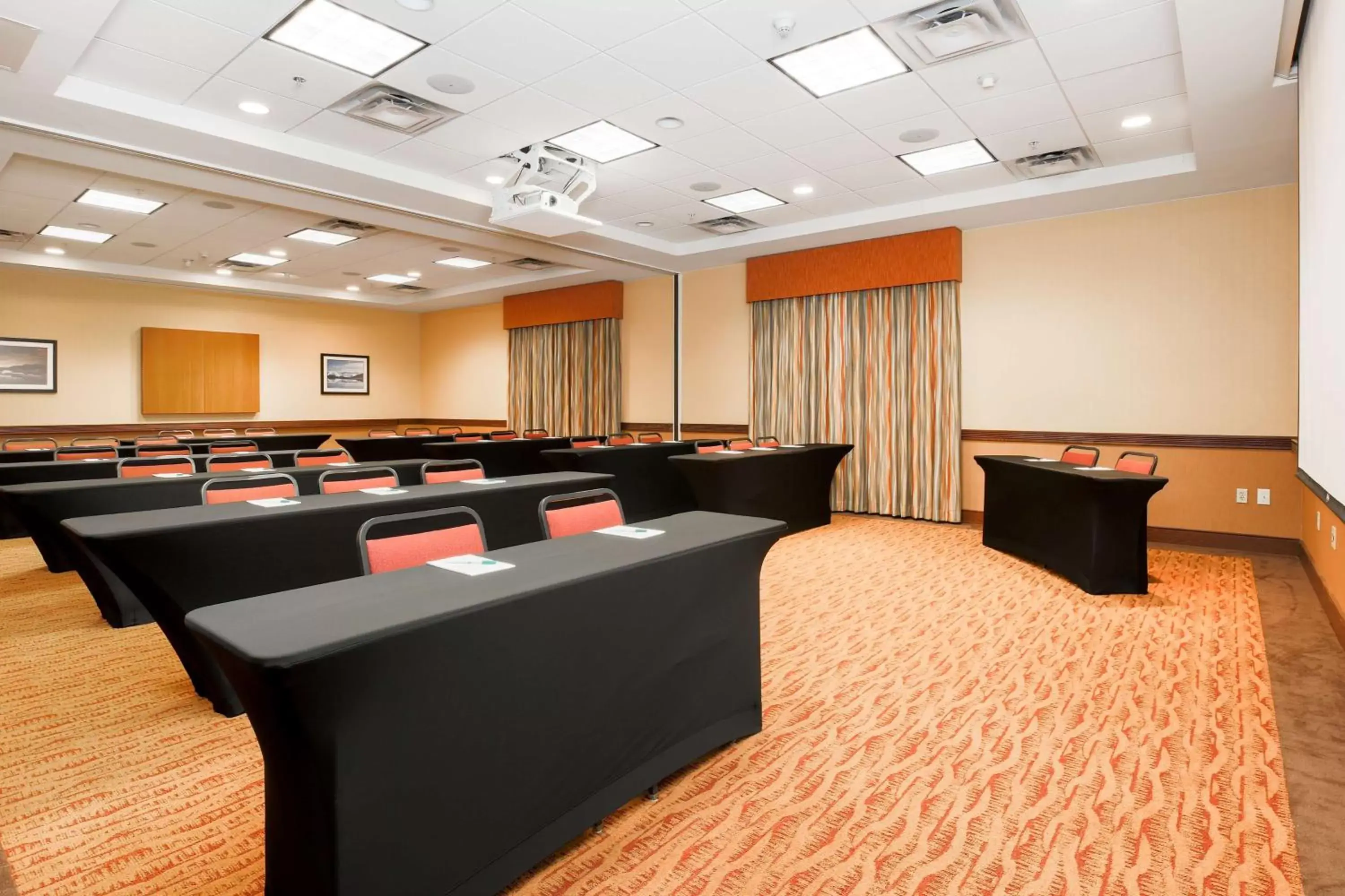 Meeting/conference room in Homewood Suites By Hilton Anchorage, Ak