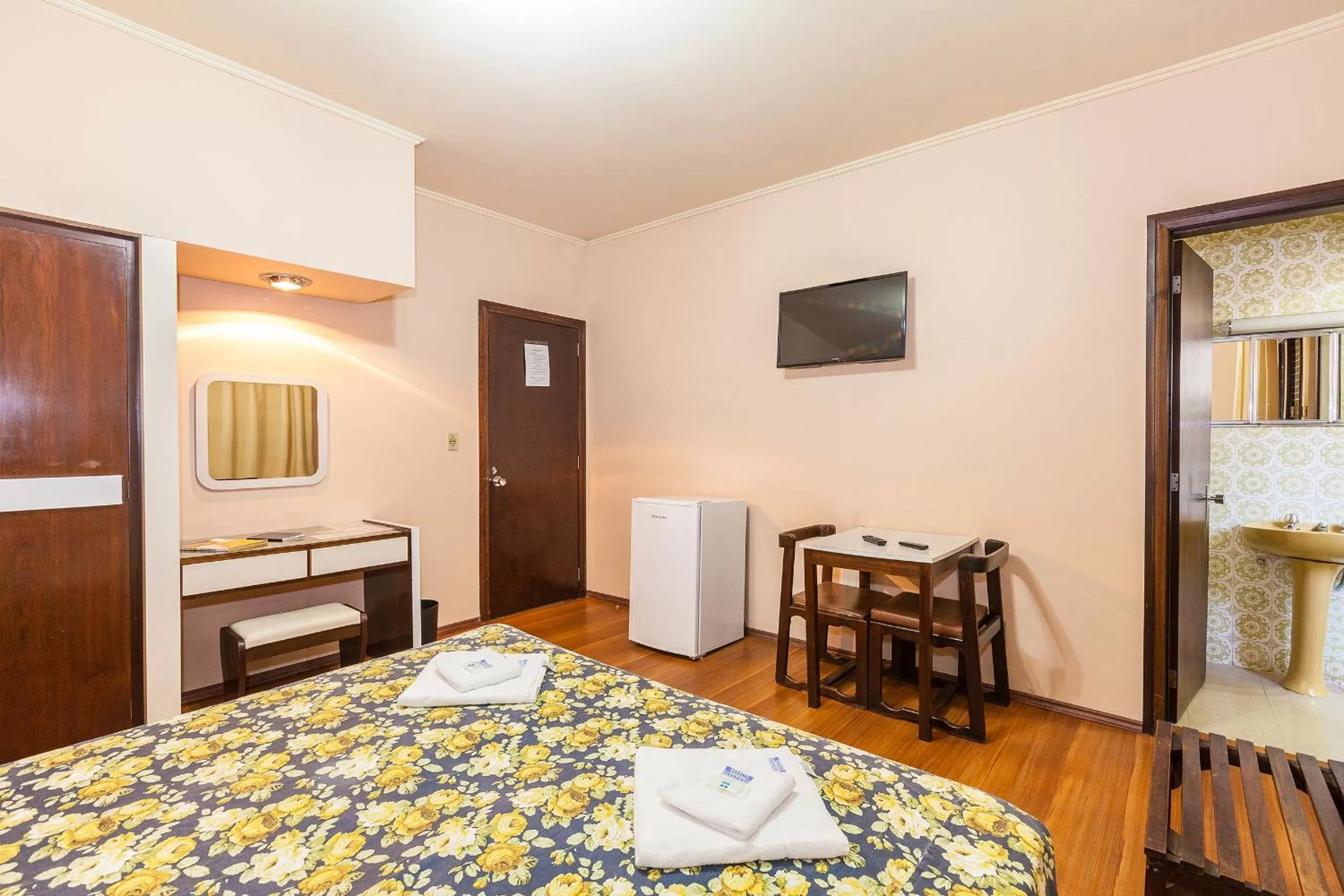 Bed in Hotel Letto Caxias