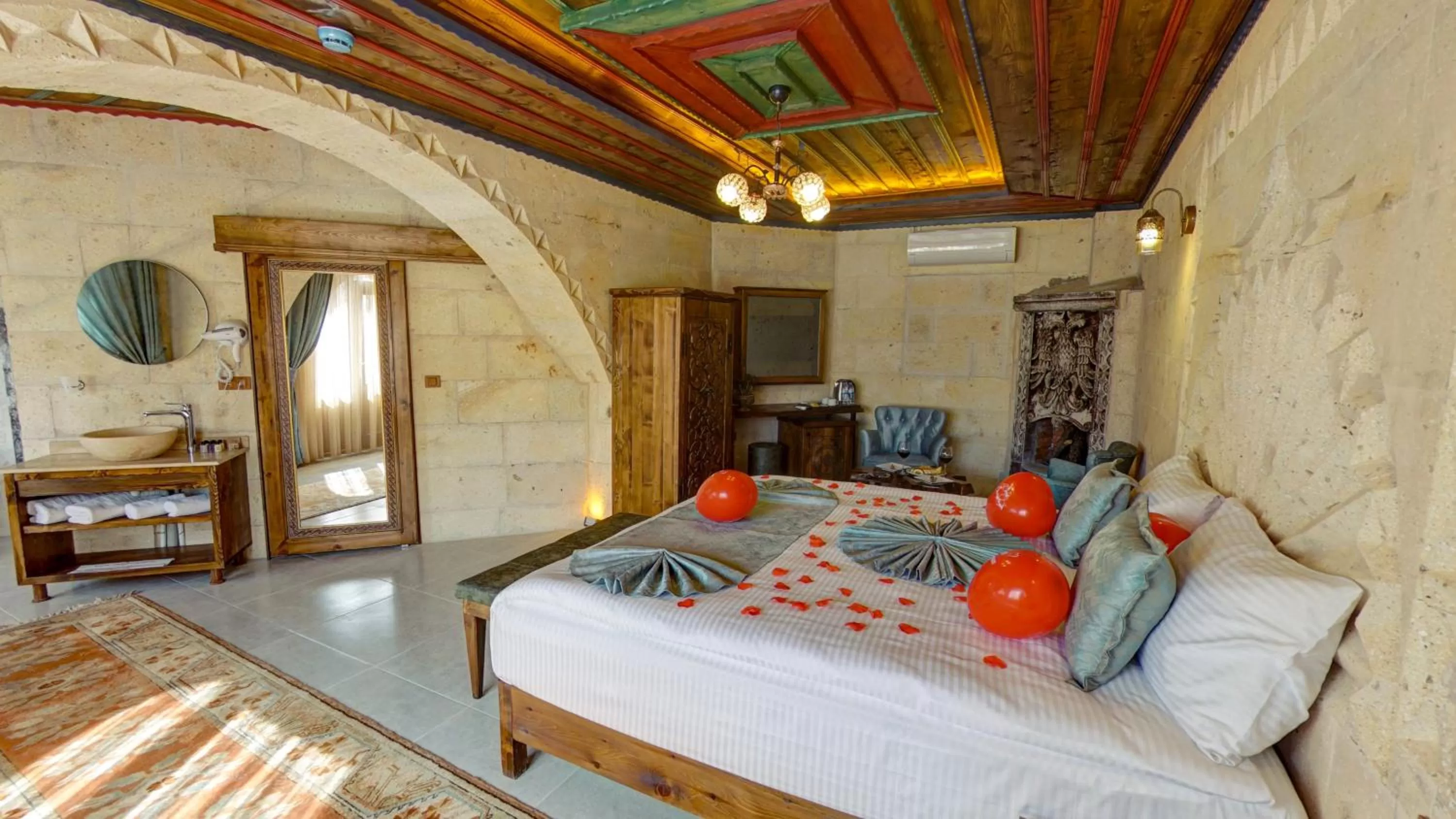 Bed in Premium Cappadocia House