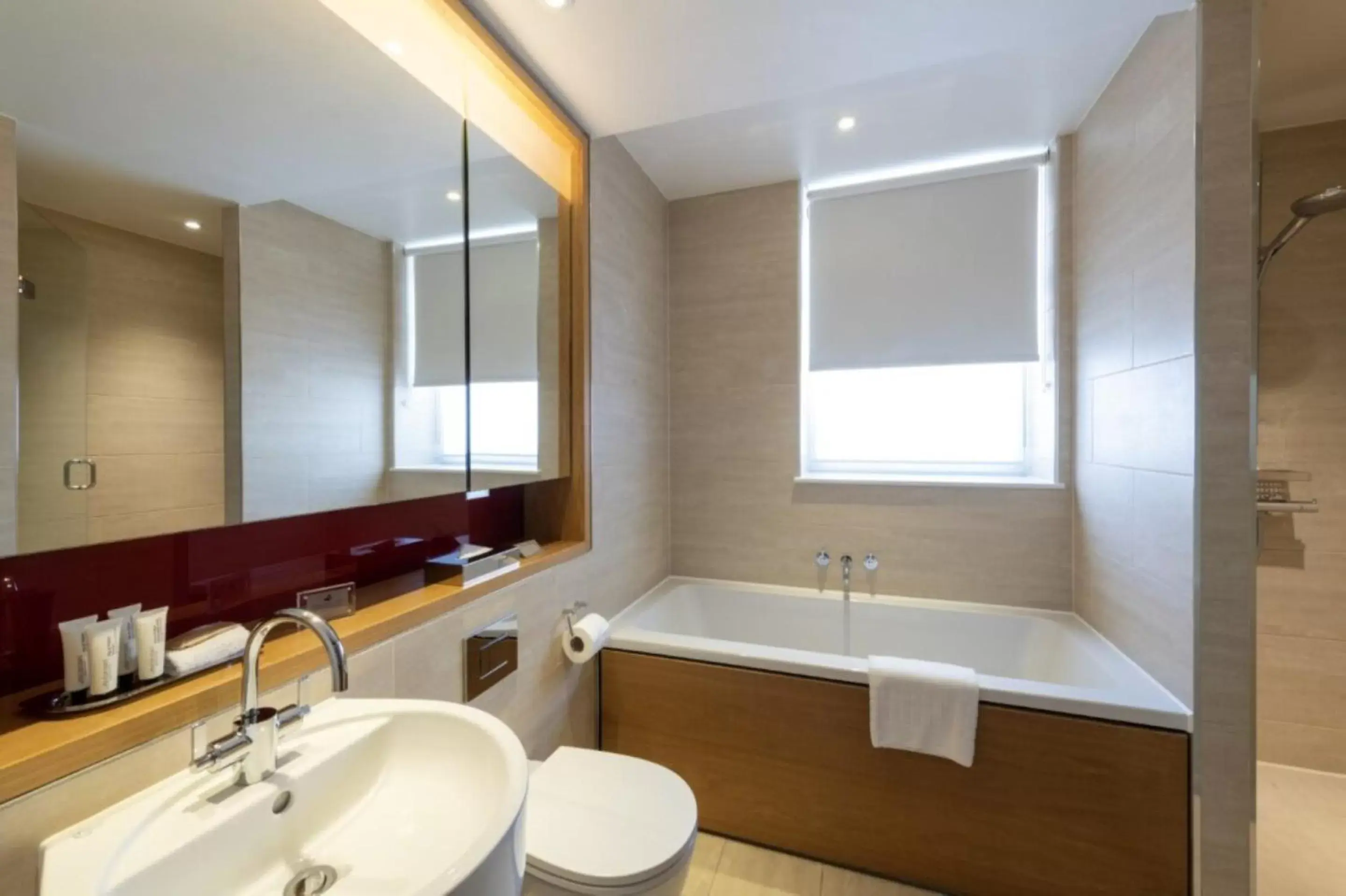 Toilet, Bathroom in Apex Temple Court Hotel