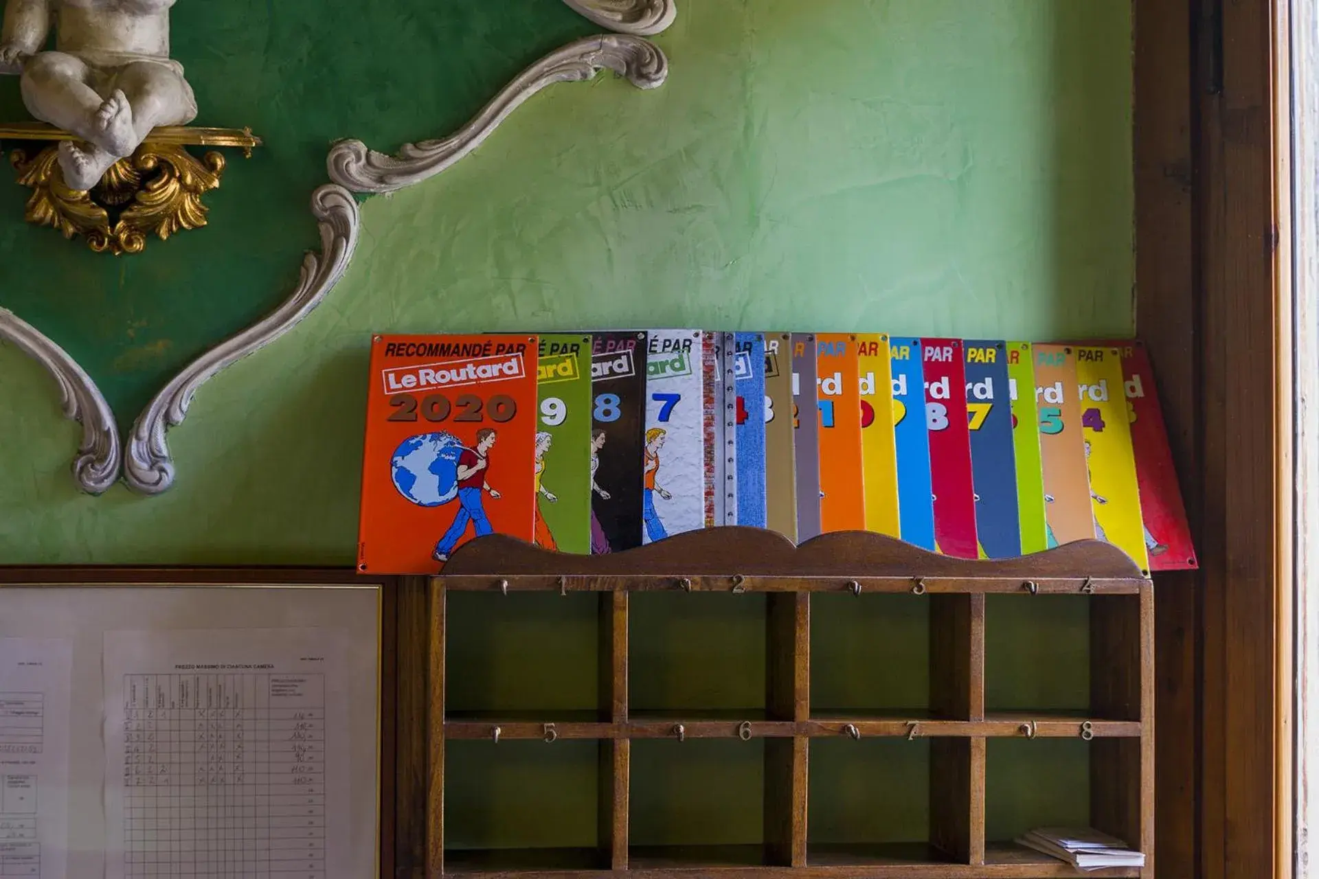 Facade/entrance in Hotel Abaco Facade/entrance in Hotel Abaco