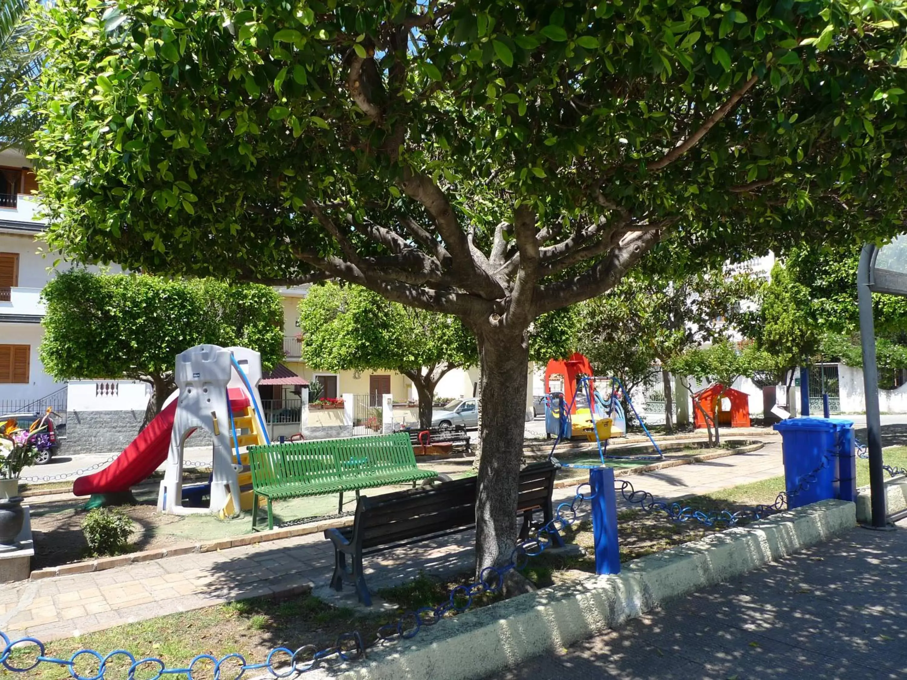 Area and facilities, Children's Play Area in Hotel Alexander