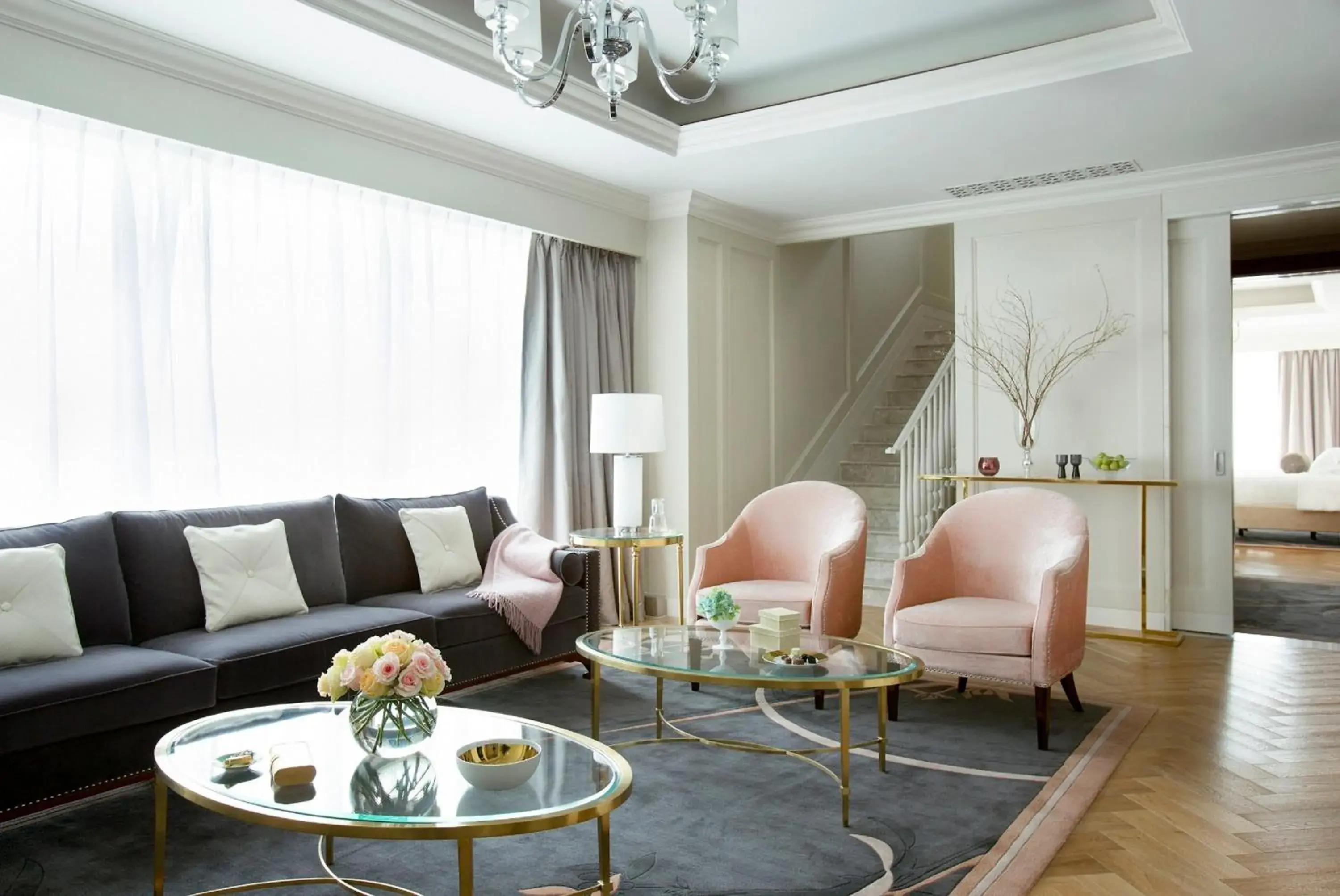 Living room, Seating Area in The Langham, Shenzhen