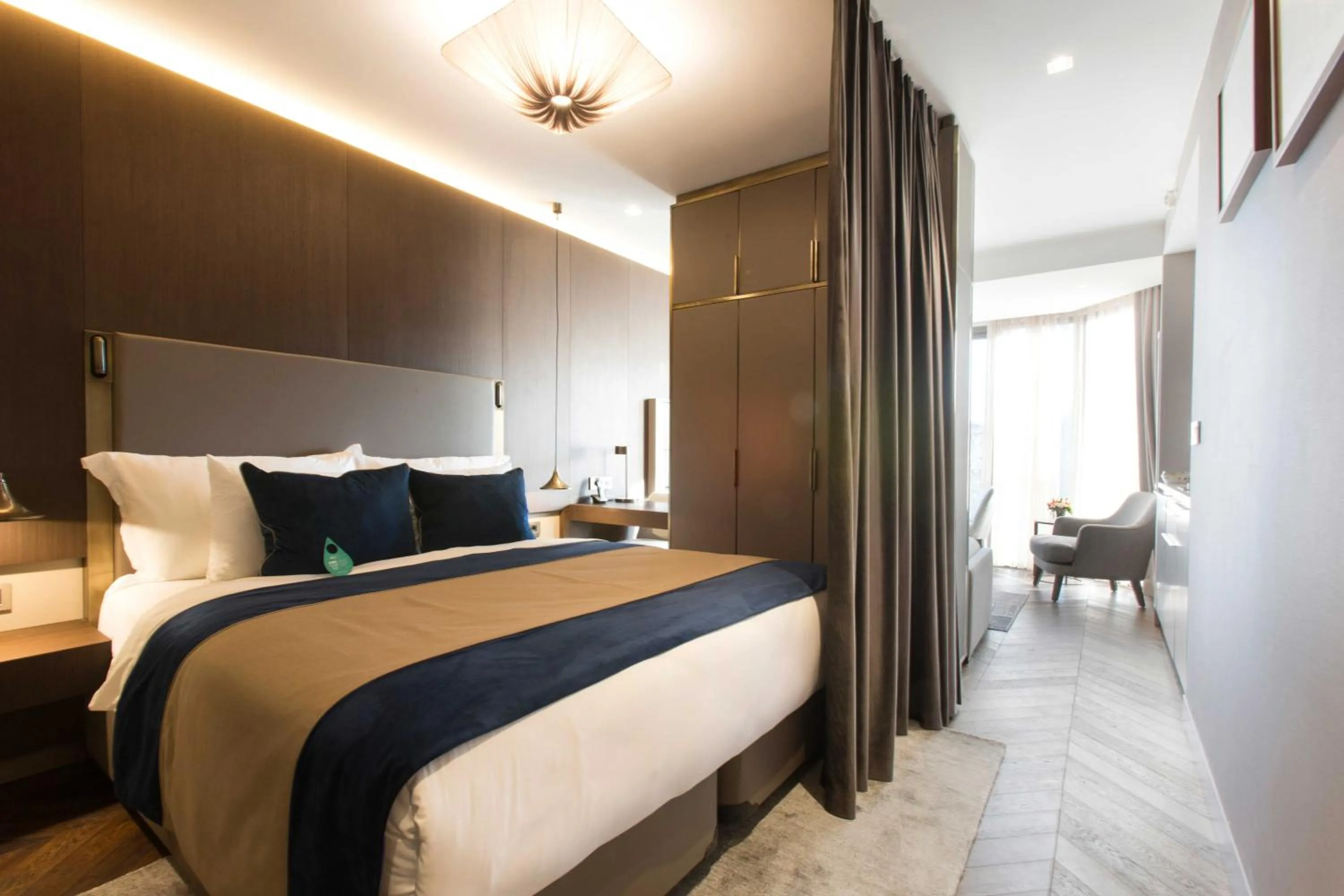 Bed in Noble22 Suites-Special Category