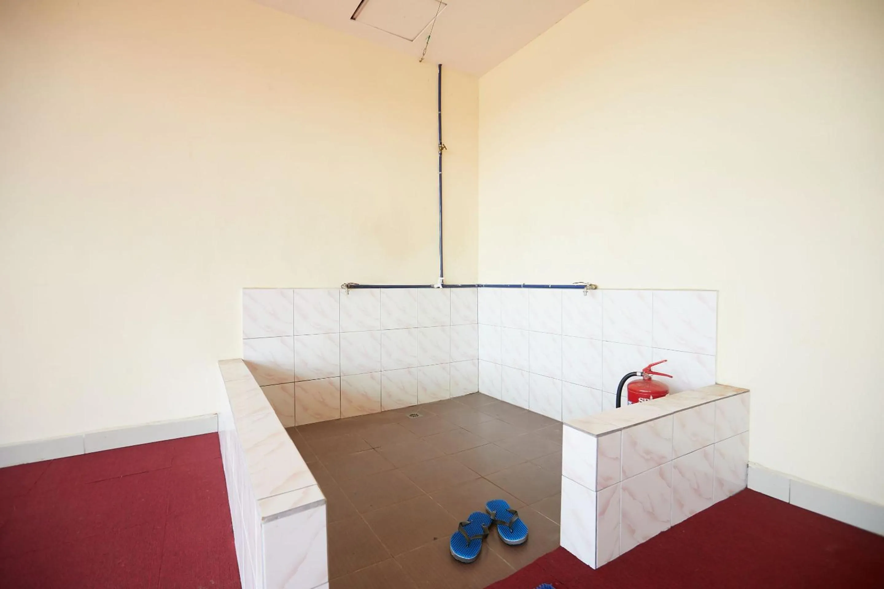 Area and facilities in Dolphin Hotel, Chow Kit Kuala Lumpur