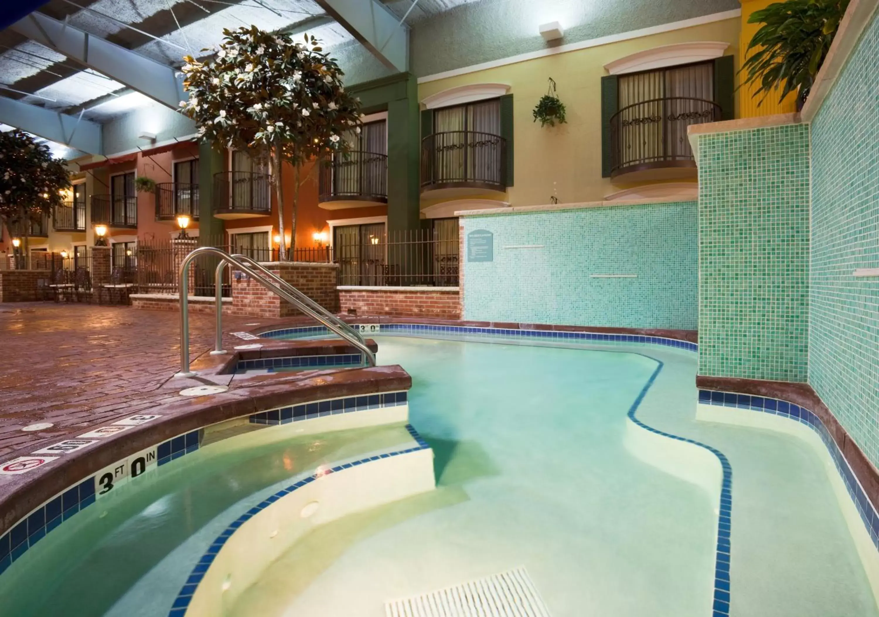 Swimming Pool in Holiday Inn Hotel & Suites Minneapolis-Lakeville, an IHG Hotel