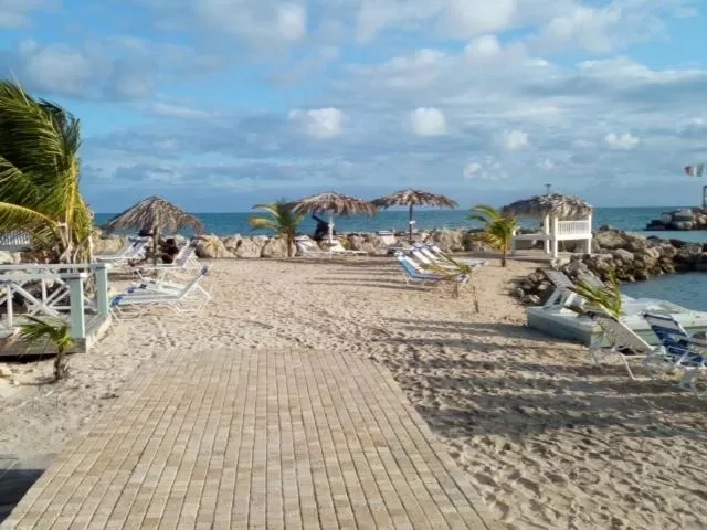 Beach in Northshore Seaside Suites