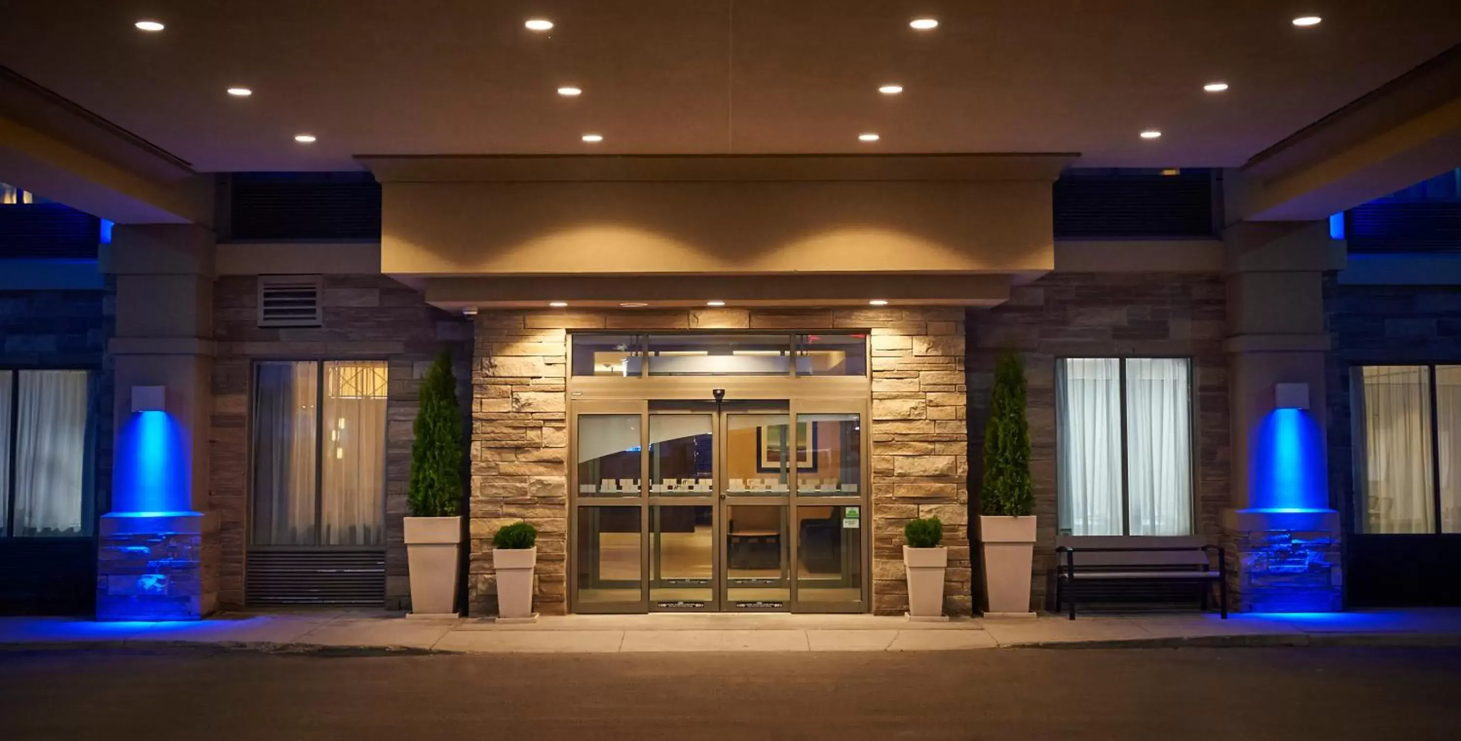 Property building in Holiday Inn Express & Suites Timmins by IHG Property building in Holiday Inn Express & Suites Timmins by IHG