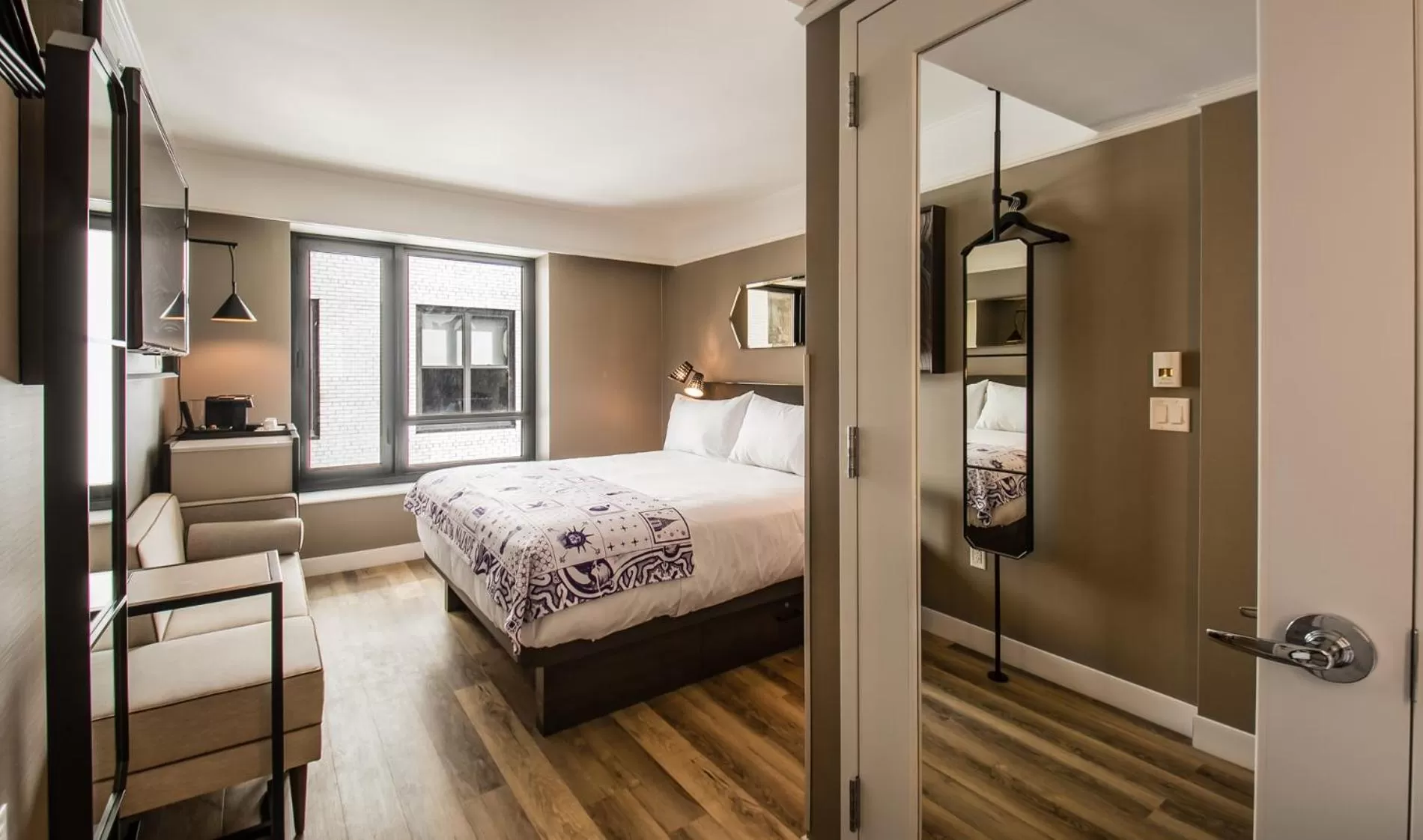 Bed in Pestana Park Avenue