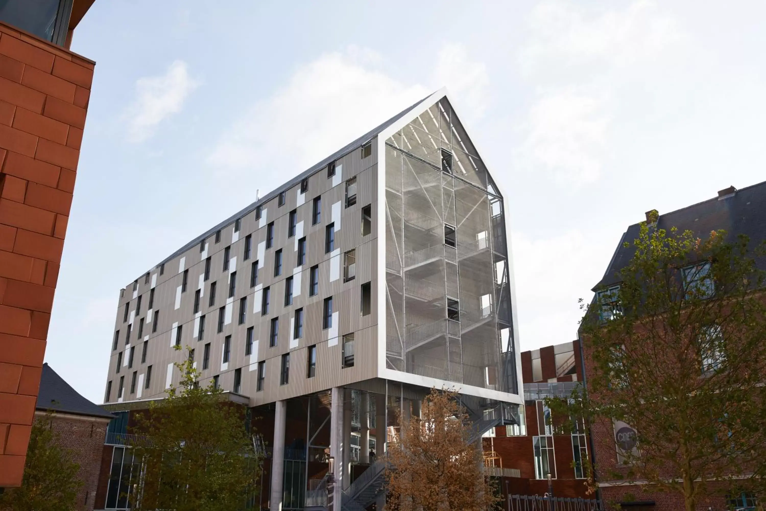 Facade/entrance, Property Building in Mama Shelter Lille