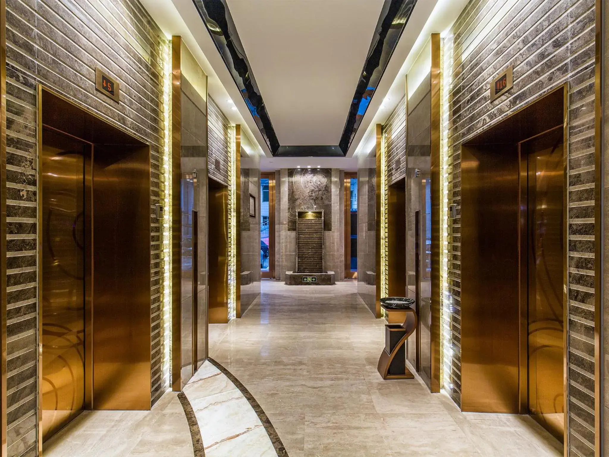 Decorative detail, Lobby/Reception in Wan Yue Grand Skylight Hotel