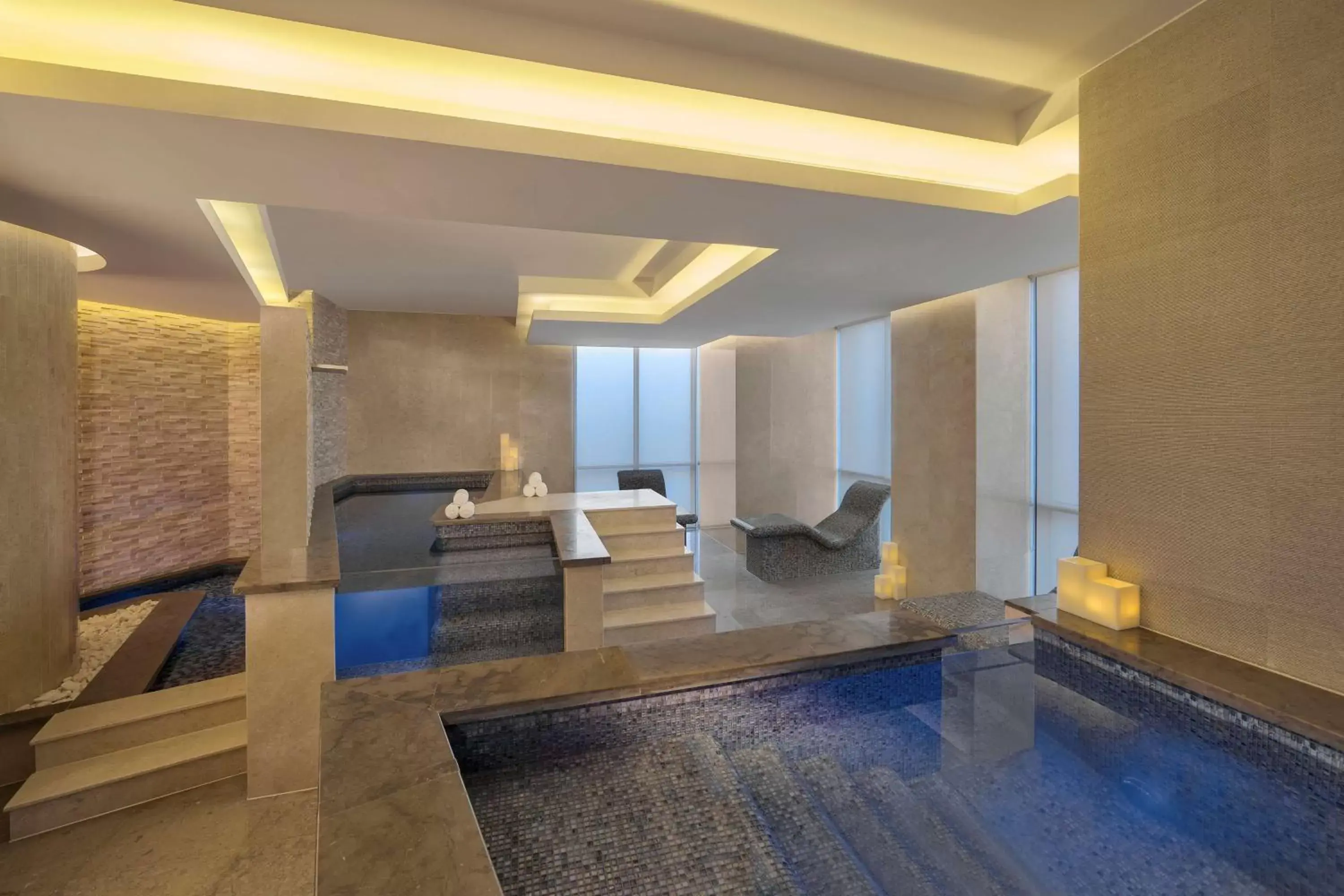 Spa and wellness centre/facilities, Swimming Pool in Hyatt Regency Dubai Creek Heights