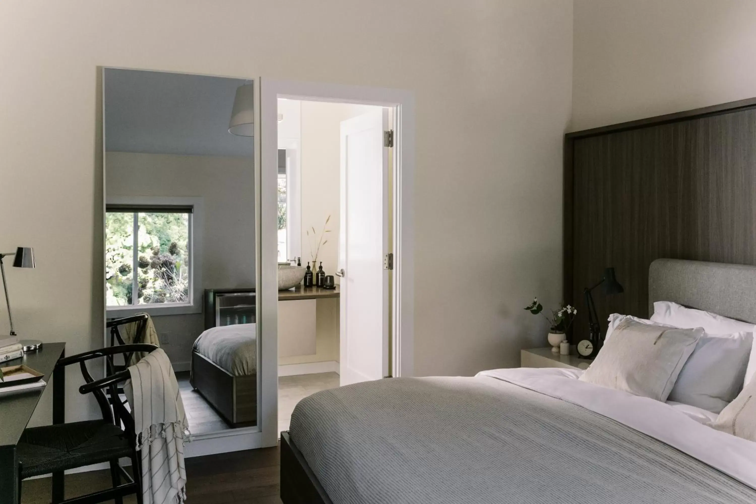 Bedroom, Bed in The Roundtree, Amagansett Bedroom, Bed in The Roundtree, Amagansett