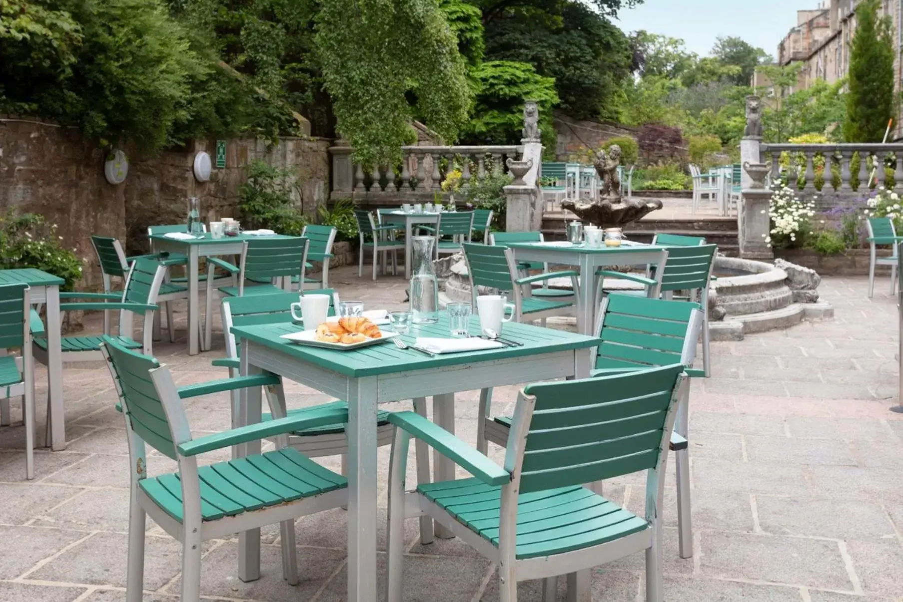 Breakfast, Restaurant/Places to Eat in voco Edinburgh - Royal Terrace, an IHG Hotel