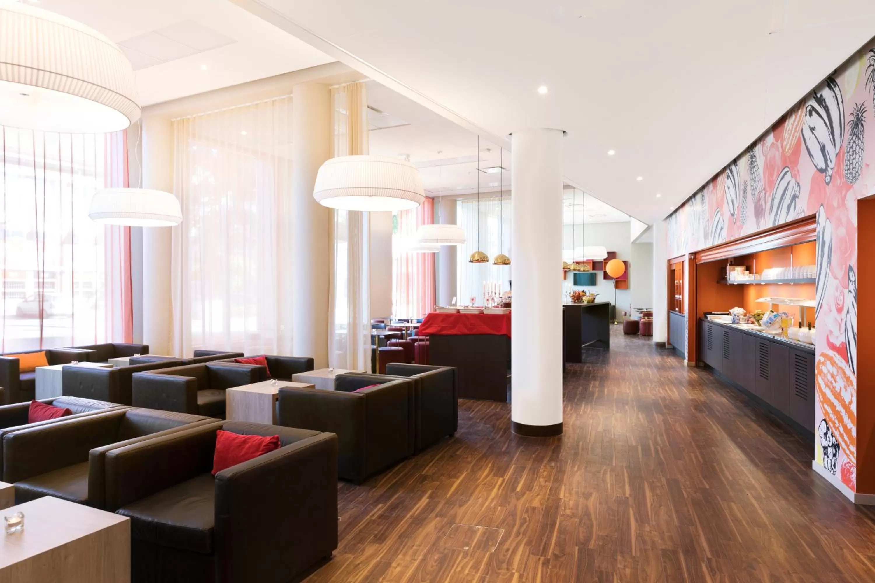 Restaurant/places to eat in Motel L Stockholm Älvsjö