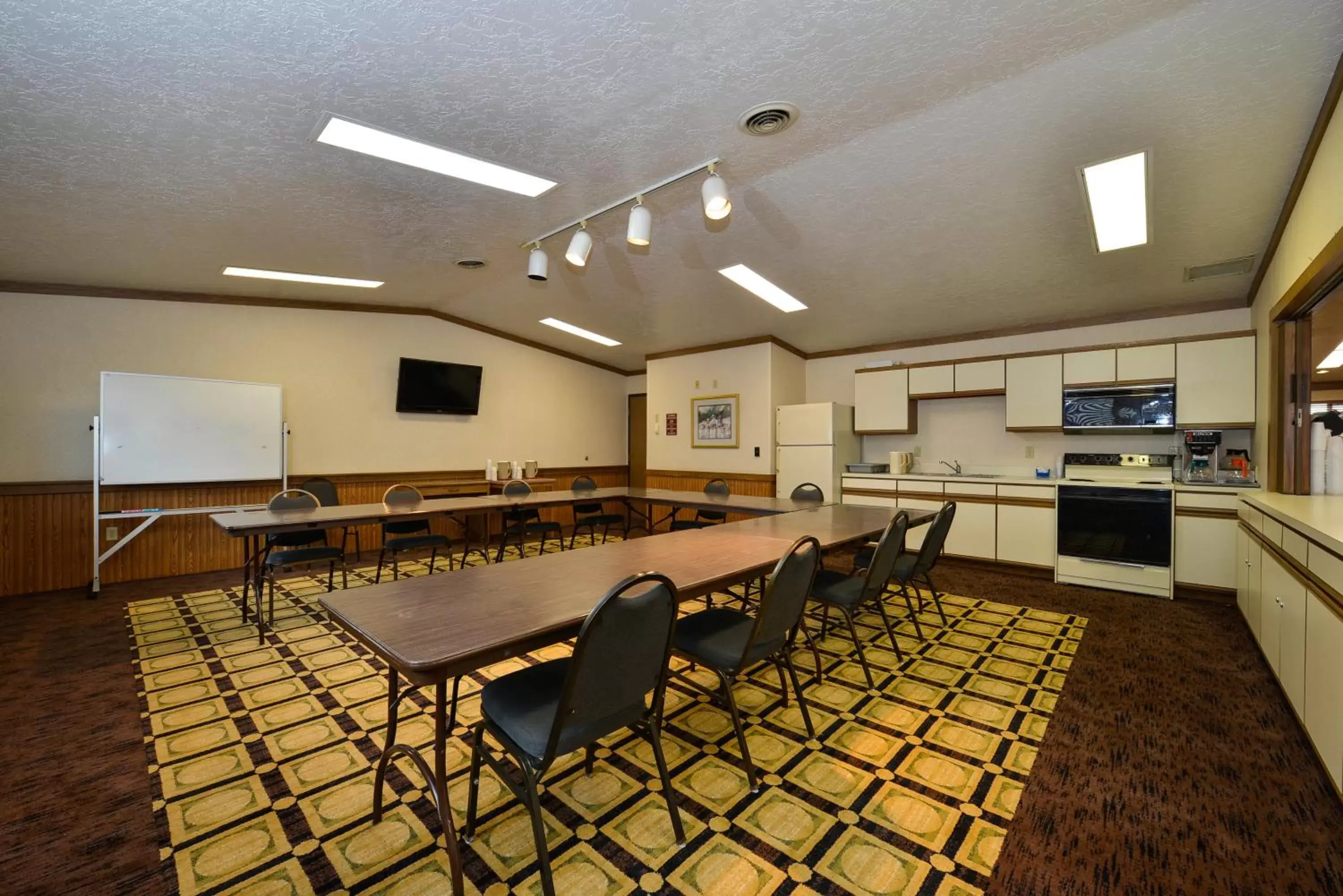 Business facilities in Motel 6 Minot, ND