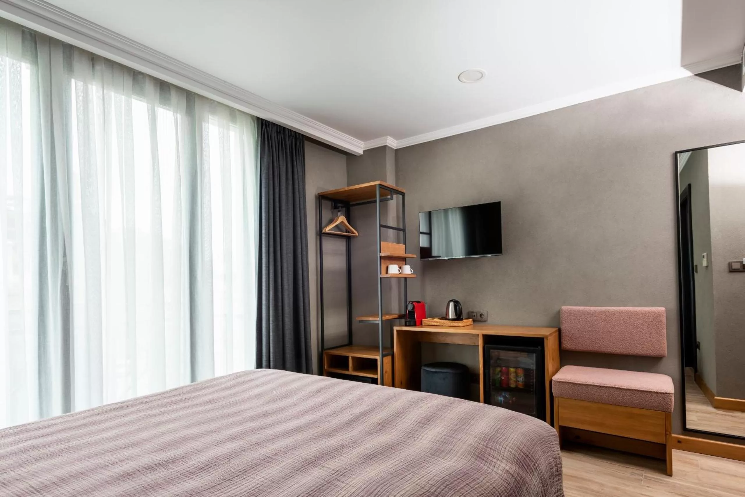 Bed in Istanbul Old City Colorful Houses Balat PETRION Hotel